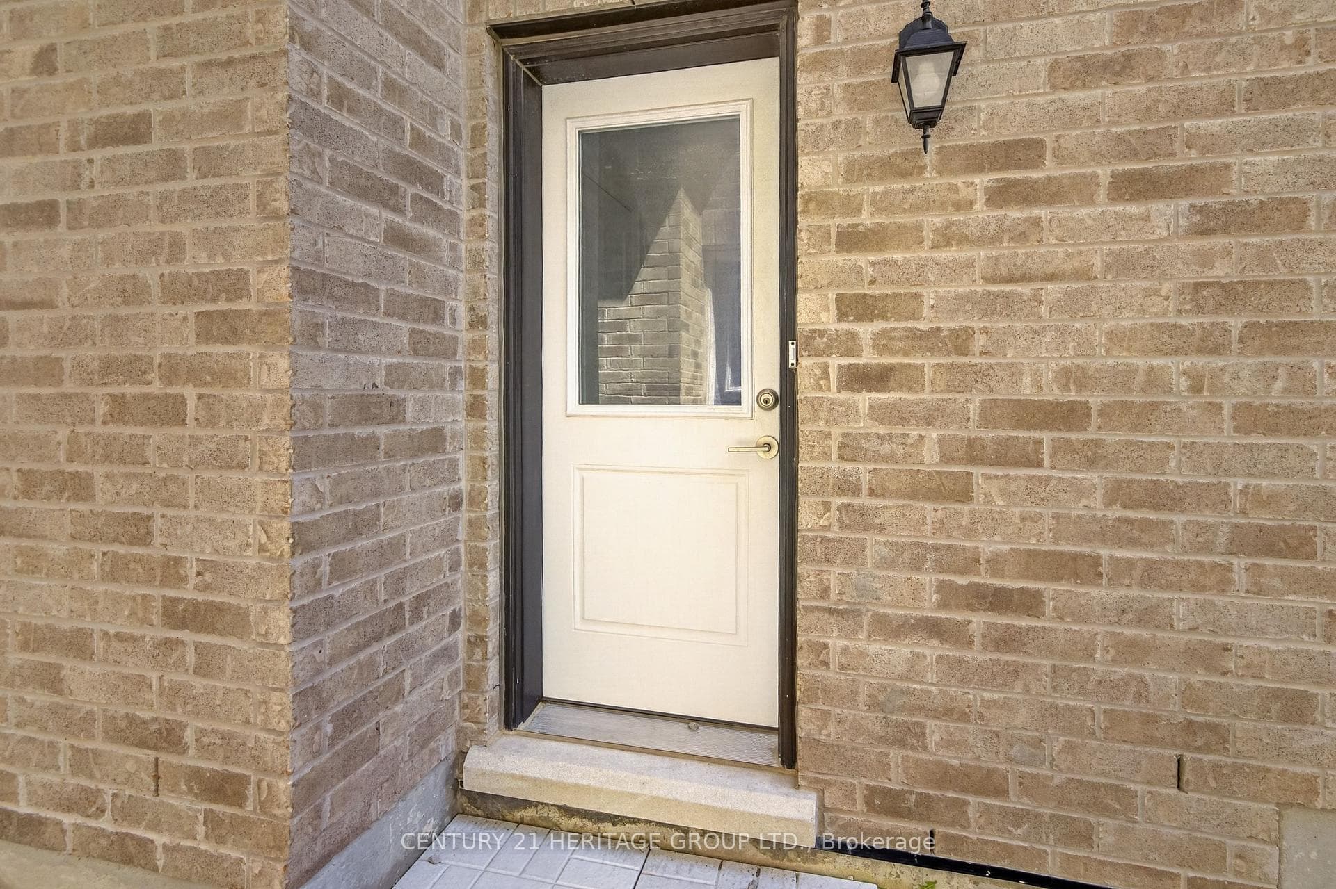 77 Montrose Boulevard photo 34