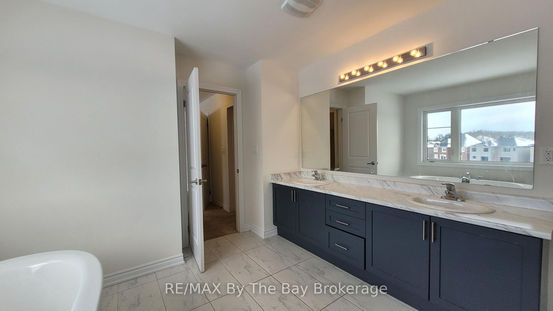 11 Del Ray Crescent photo 24