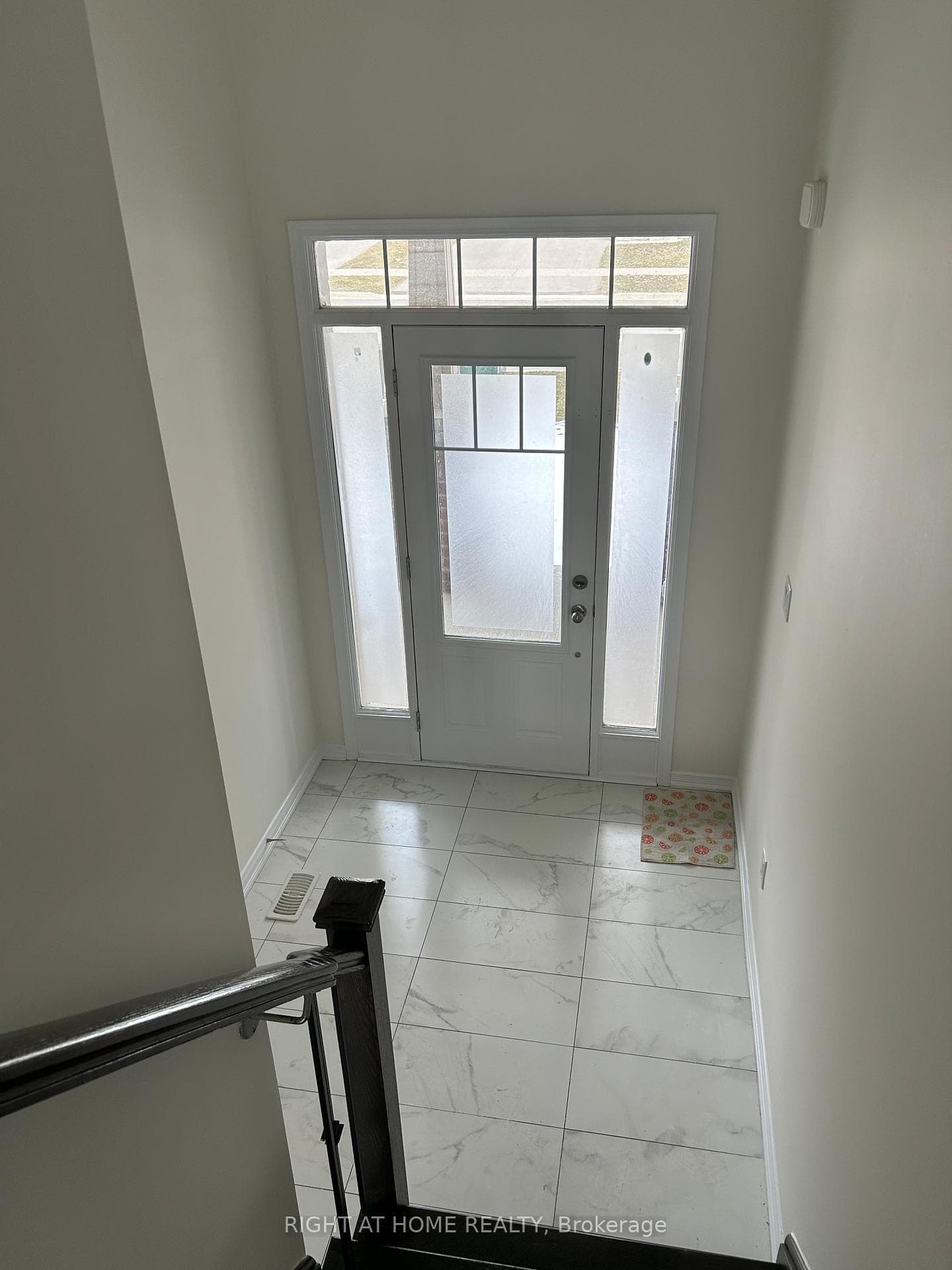 1011 Abram Court photo 10