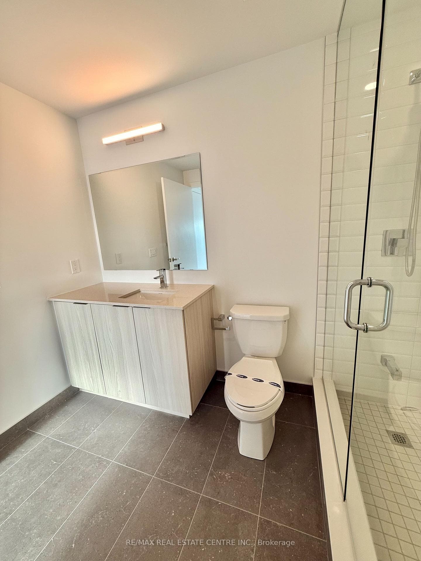 720 Whitlock Avenue Unit 211 photo 12