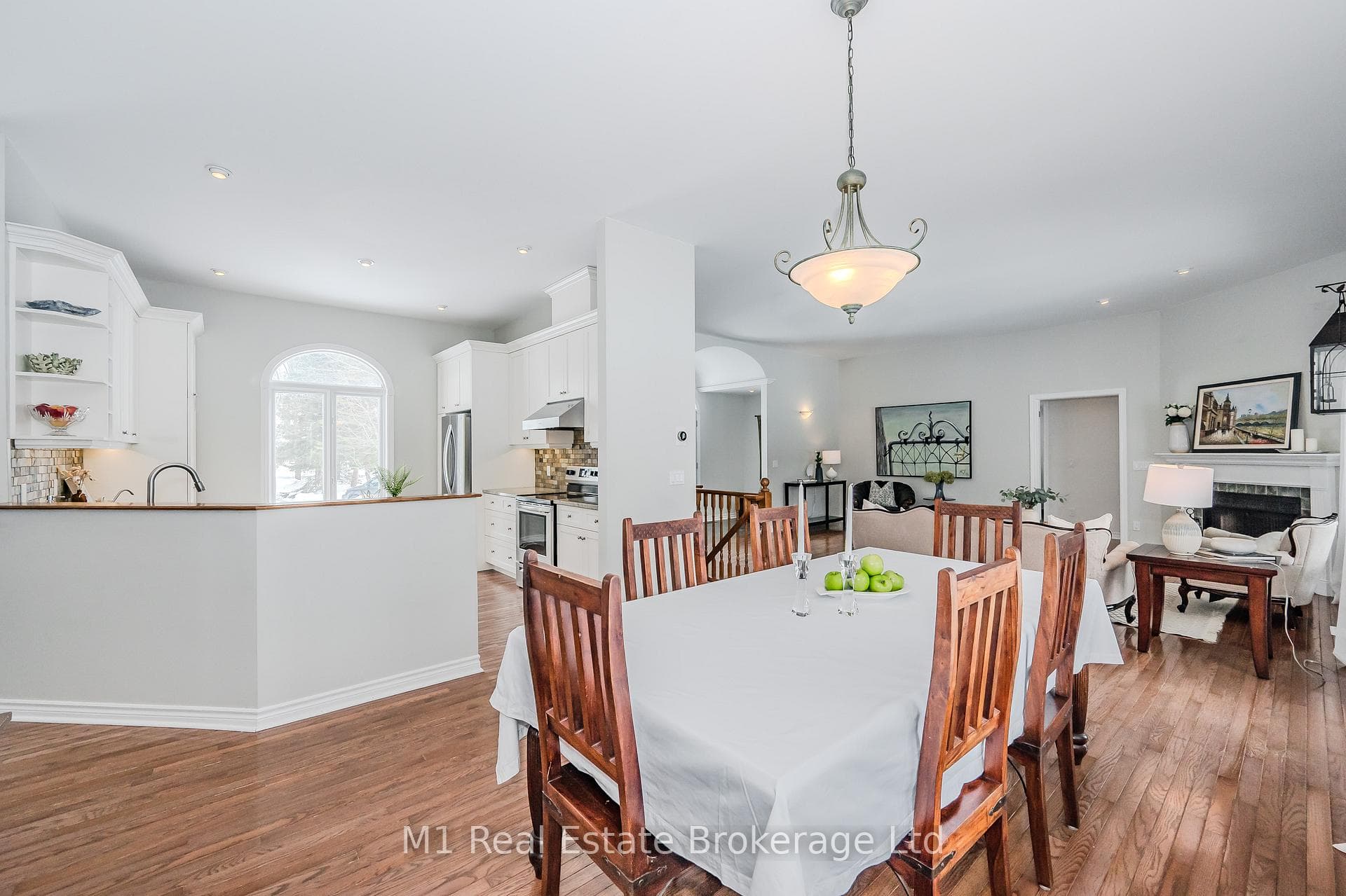 7610 Wellington 51 Road photo 16