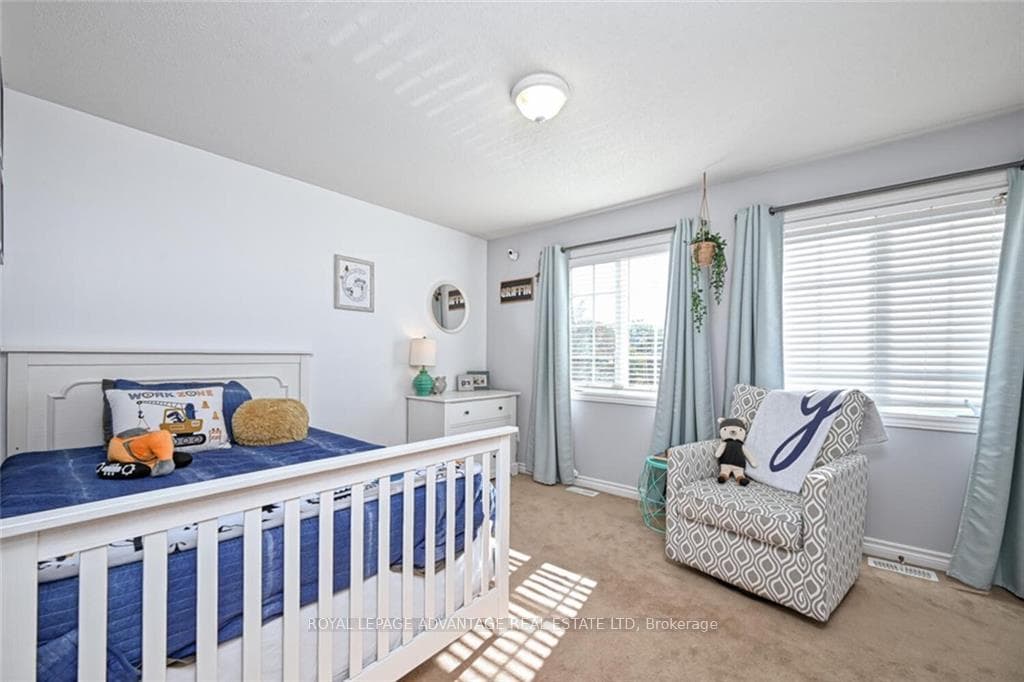 86 SINCLAIR Avenue photo 19