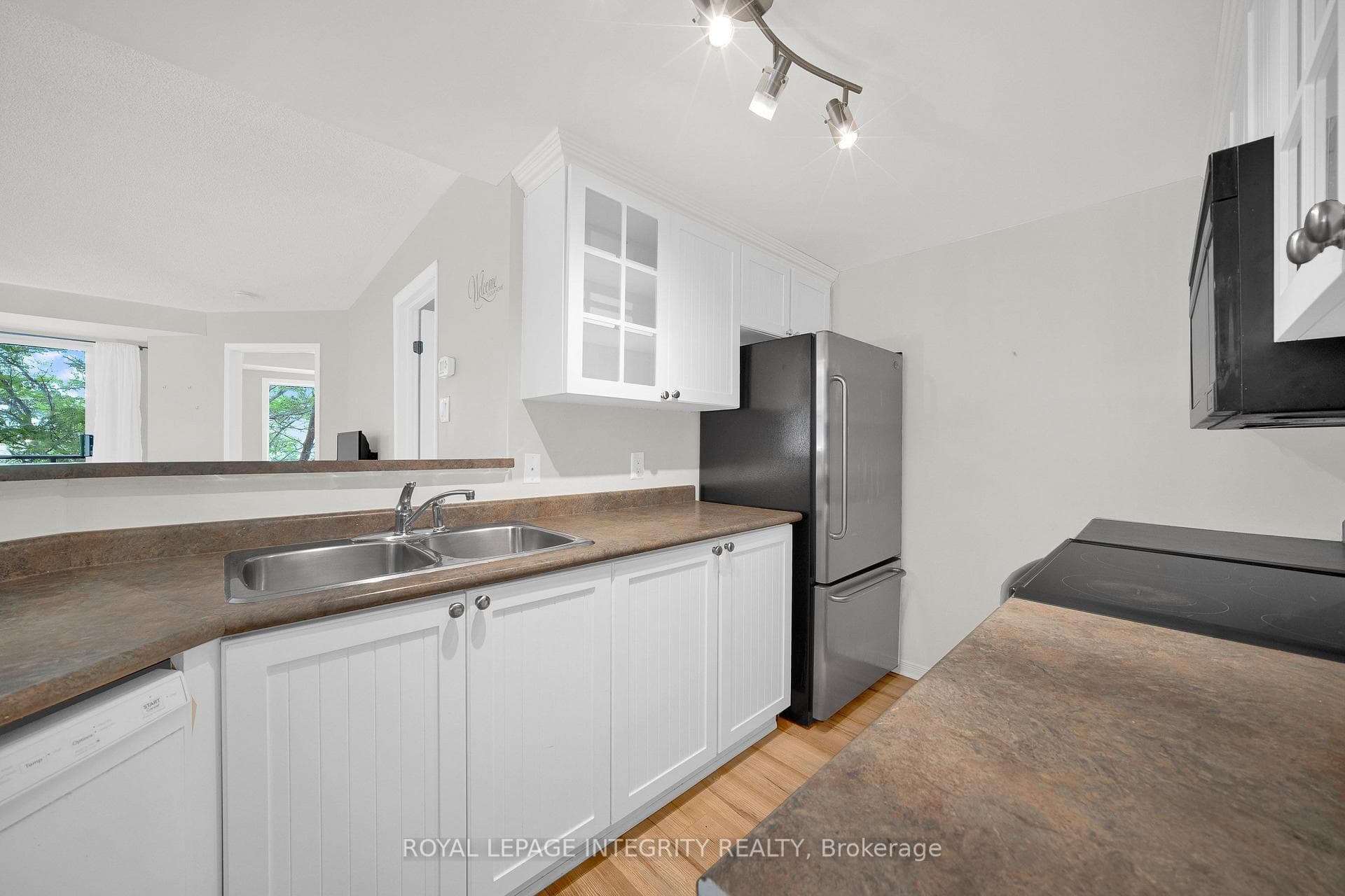 310 Central Park Drive Unit 3M photo 14