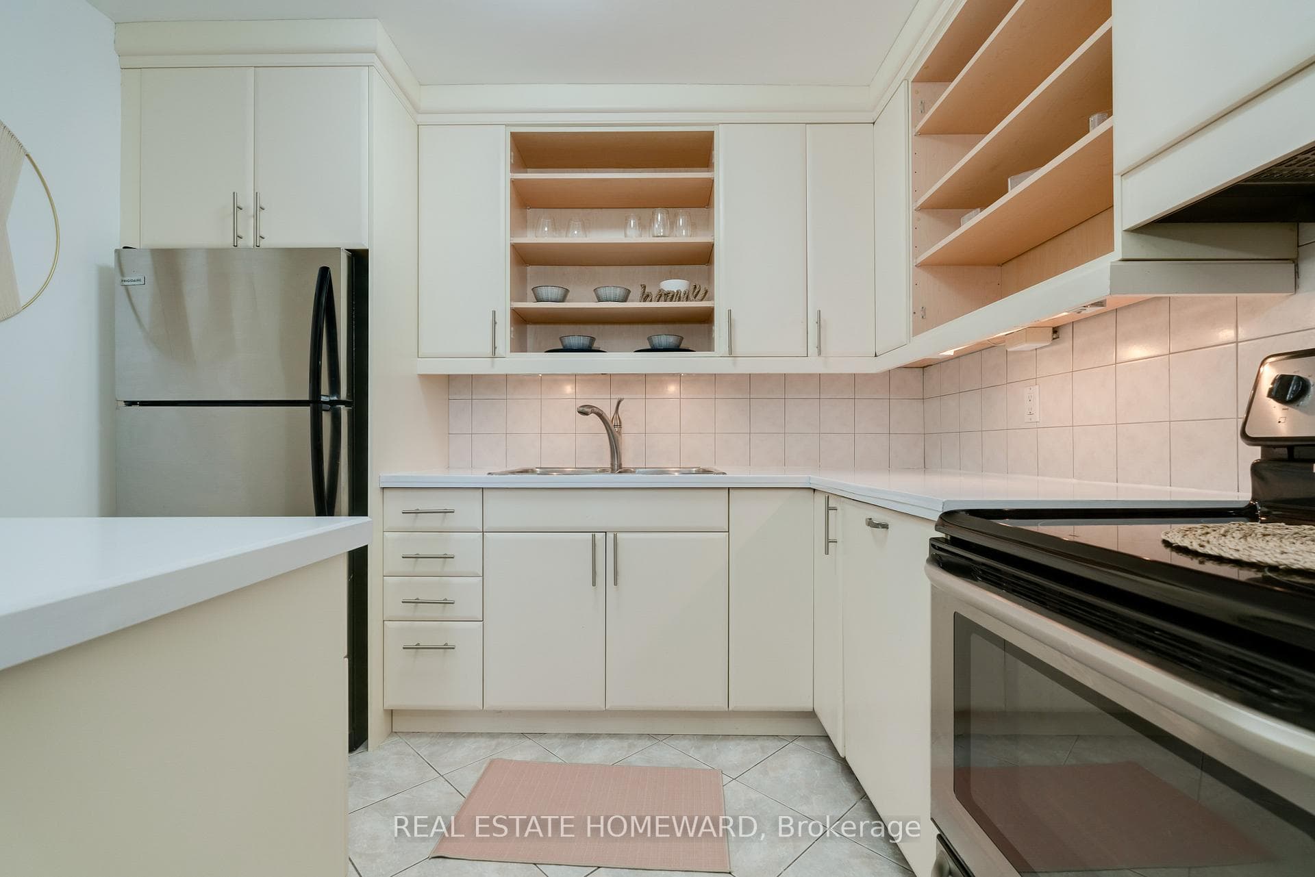 66 Falby Court Unit 302 photo 15