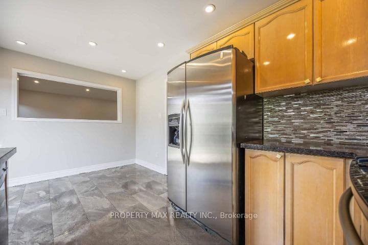 26 Salamander Street Unit Main & 2nd Floor photo 18