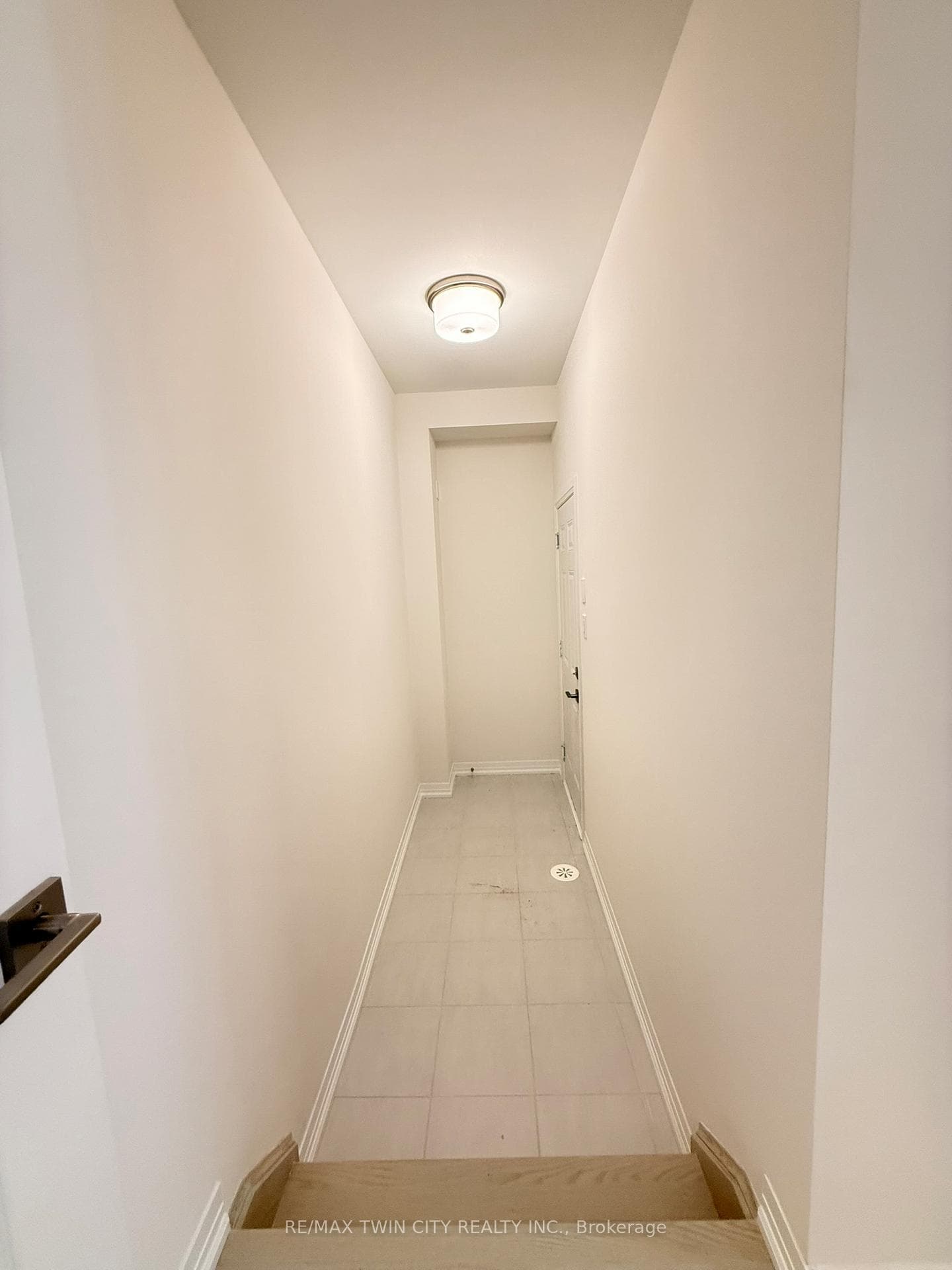 660 Colborne Street Unit 140 photo 26