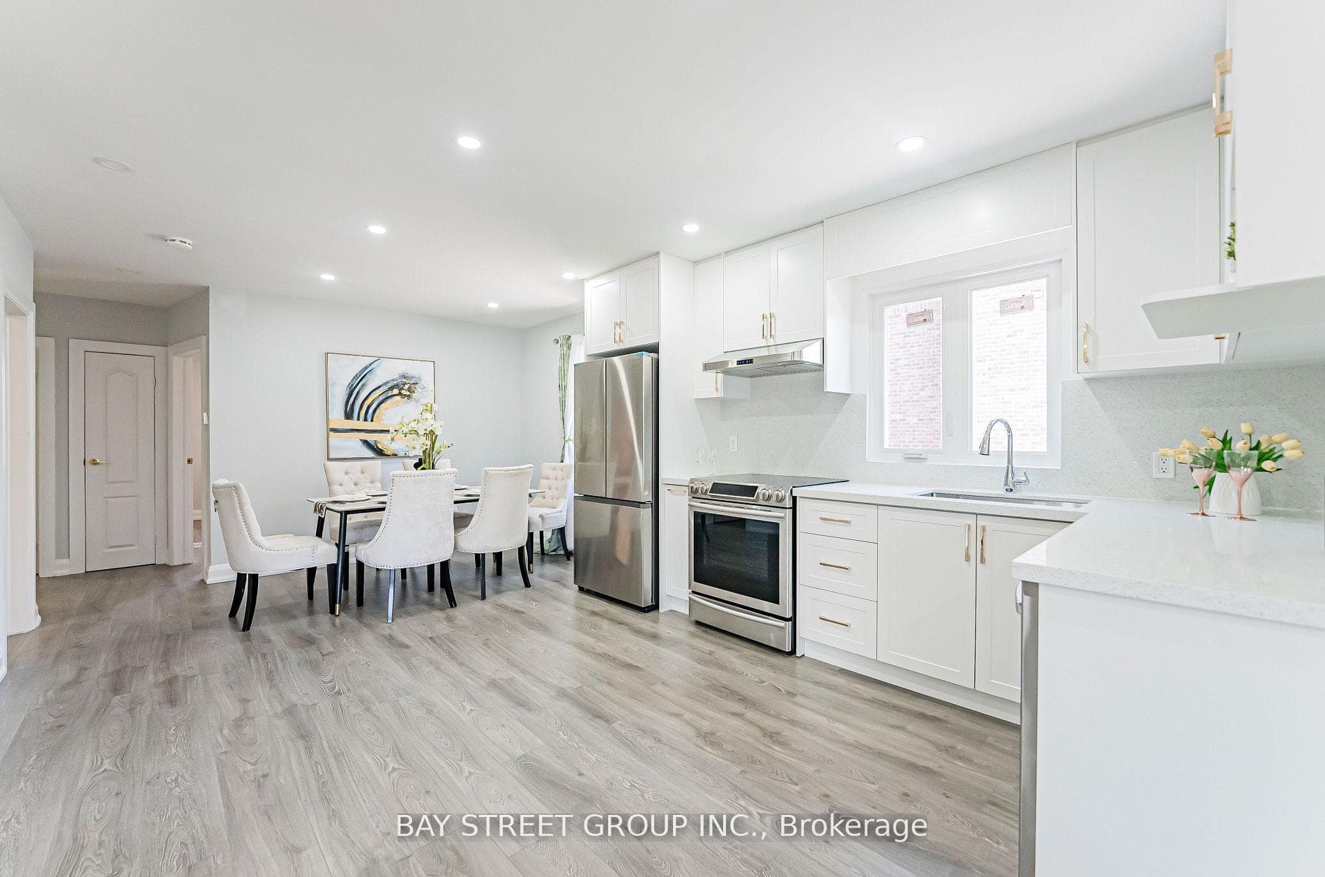 51 Rockport Crescent photo 6