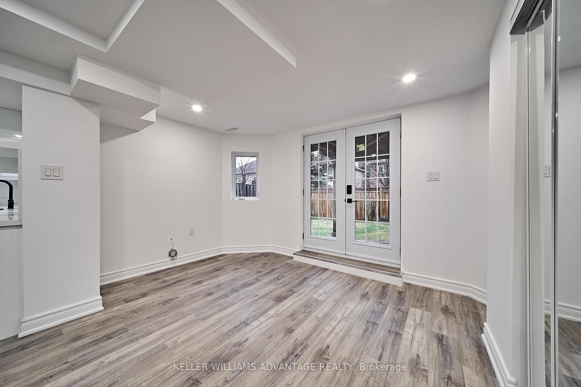 99 Clune Place Unit Bsmt photo 1