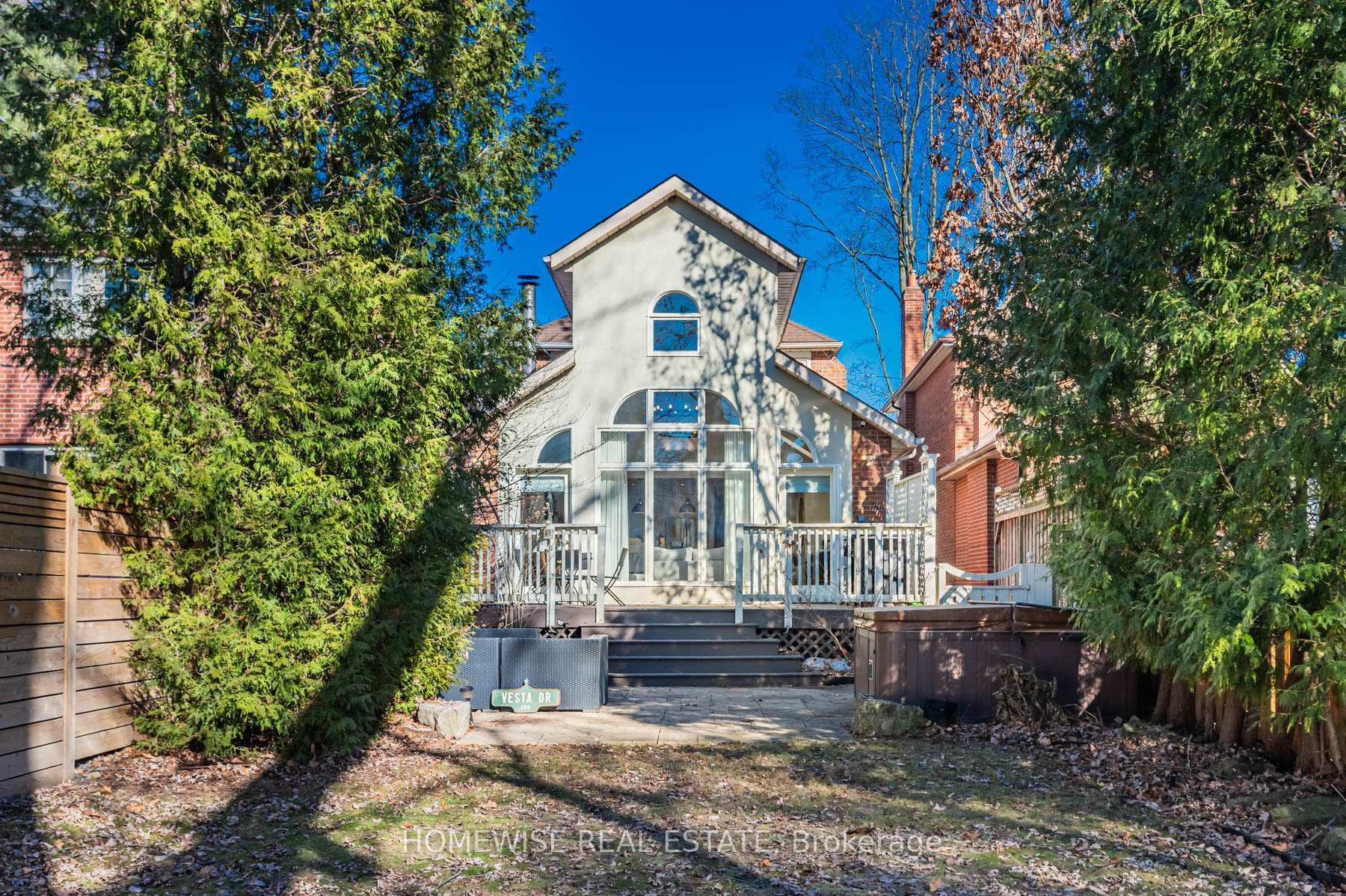 34 Heather Road photo 35