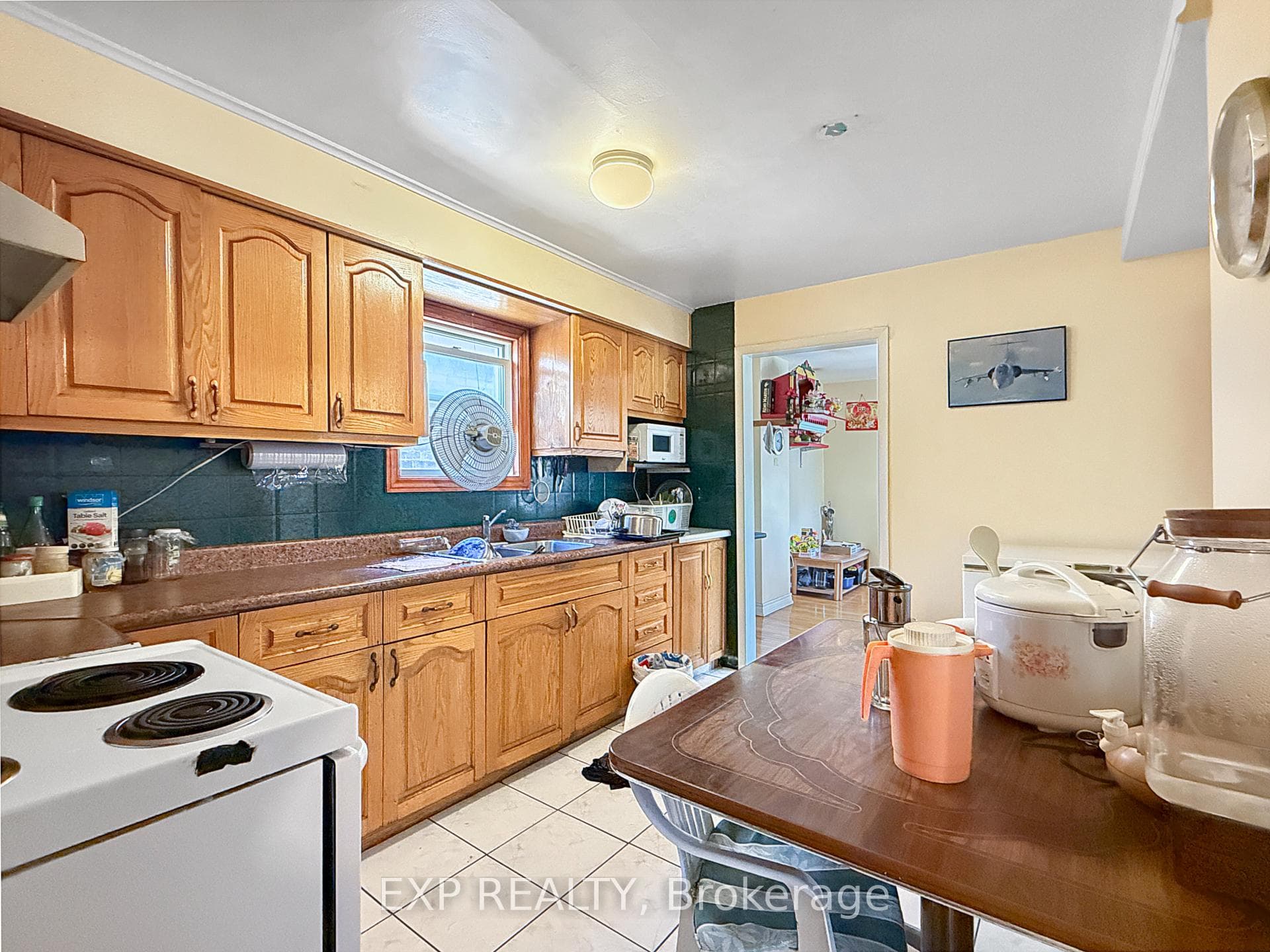 511 Quebec Street photo 15