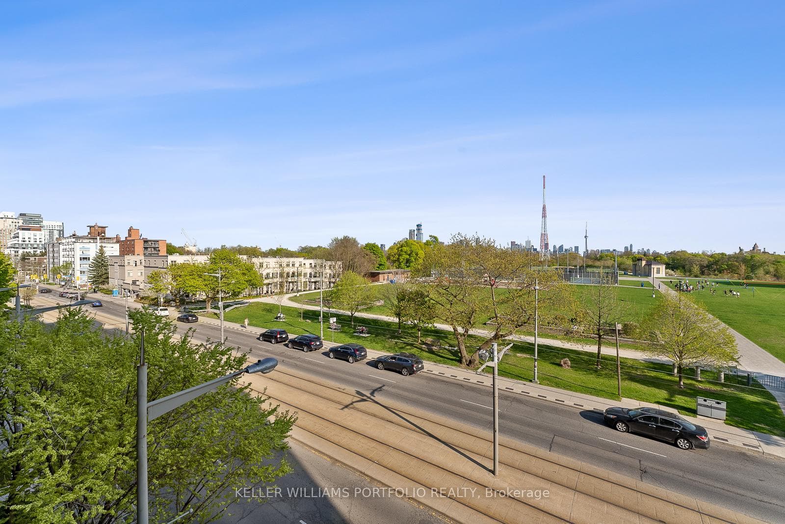 6 Parkwood Avenue Unit 310 photo 35
