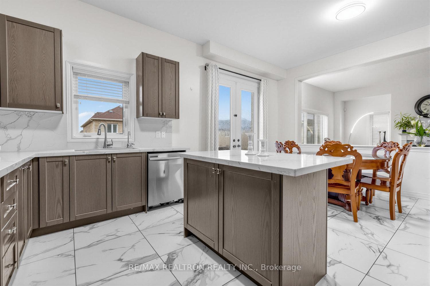 10 Mary Willson Court photo 17