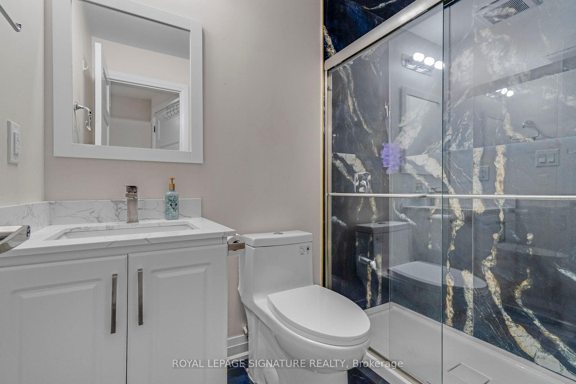 3255 Harasym Trail Unit Bsmt. photo 13