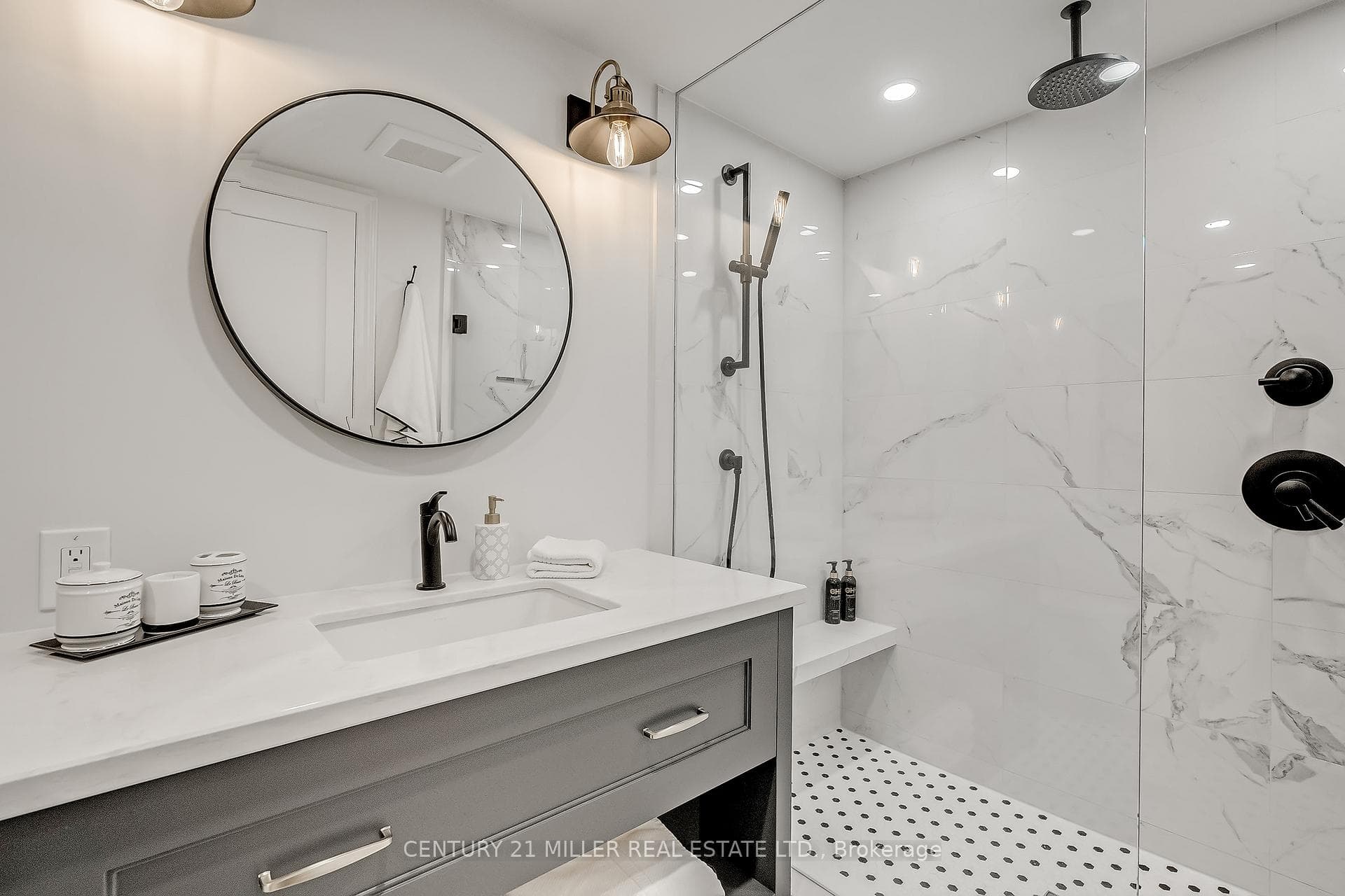 277 Jones Street photo 35