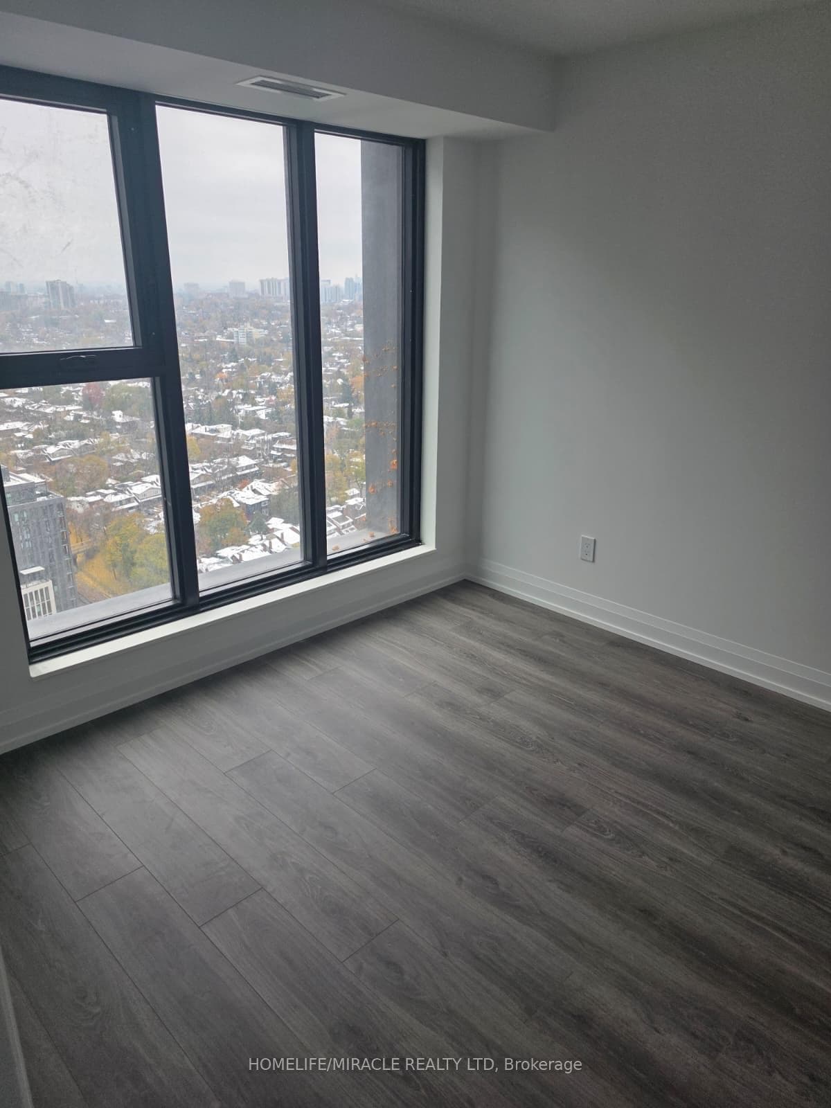 20 Soudan Avenue Unit 2606 photo 8