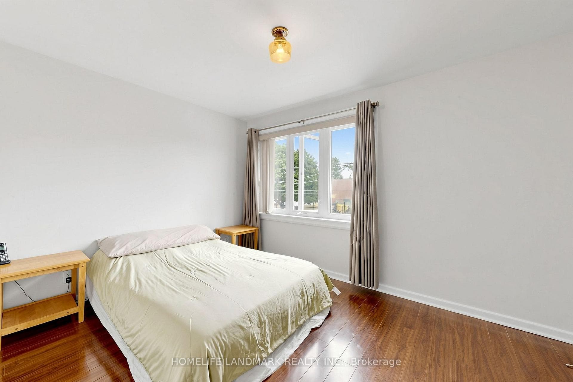484 Glenholme Avenue photo 25