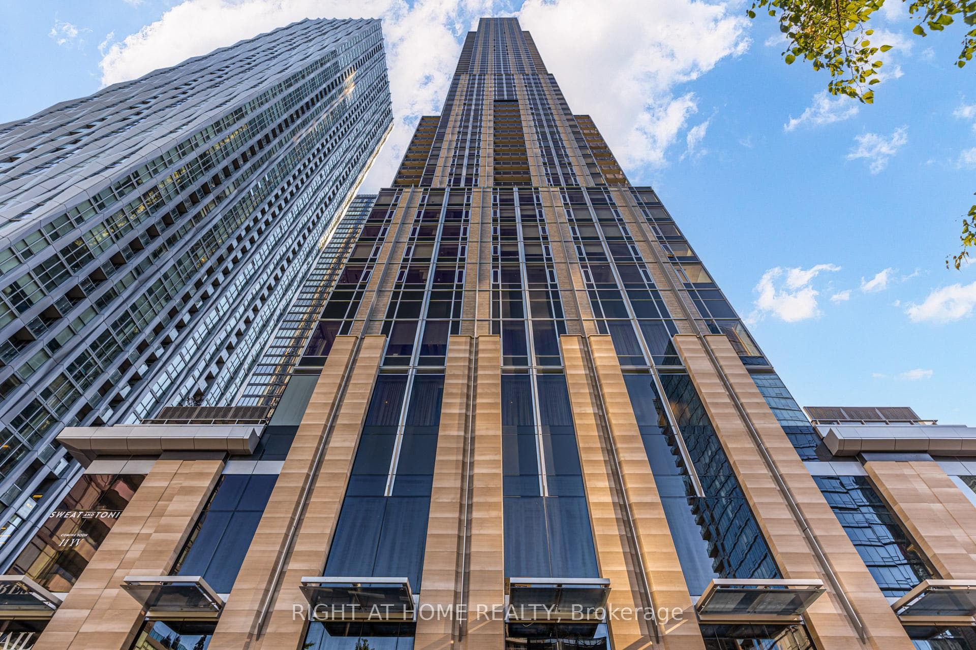 11 Yorkville Avenue Unit 2906 photo 30