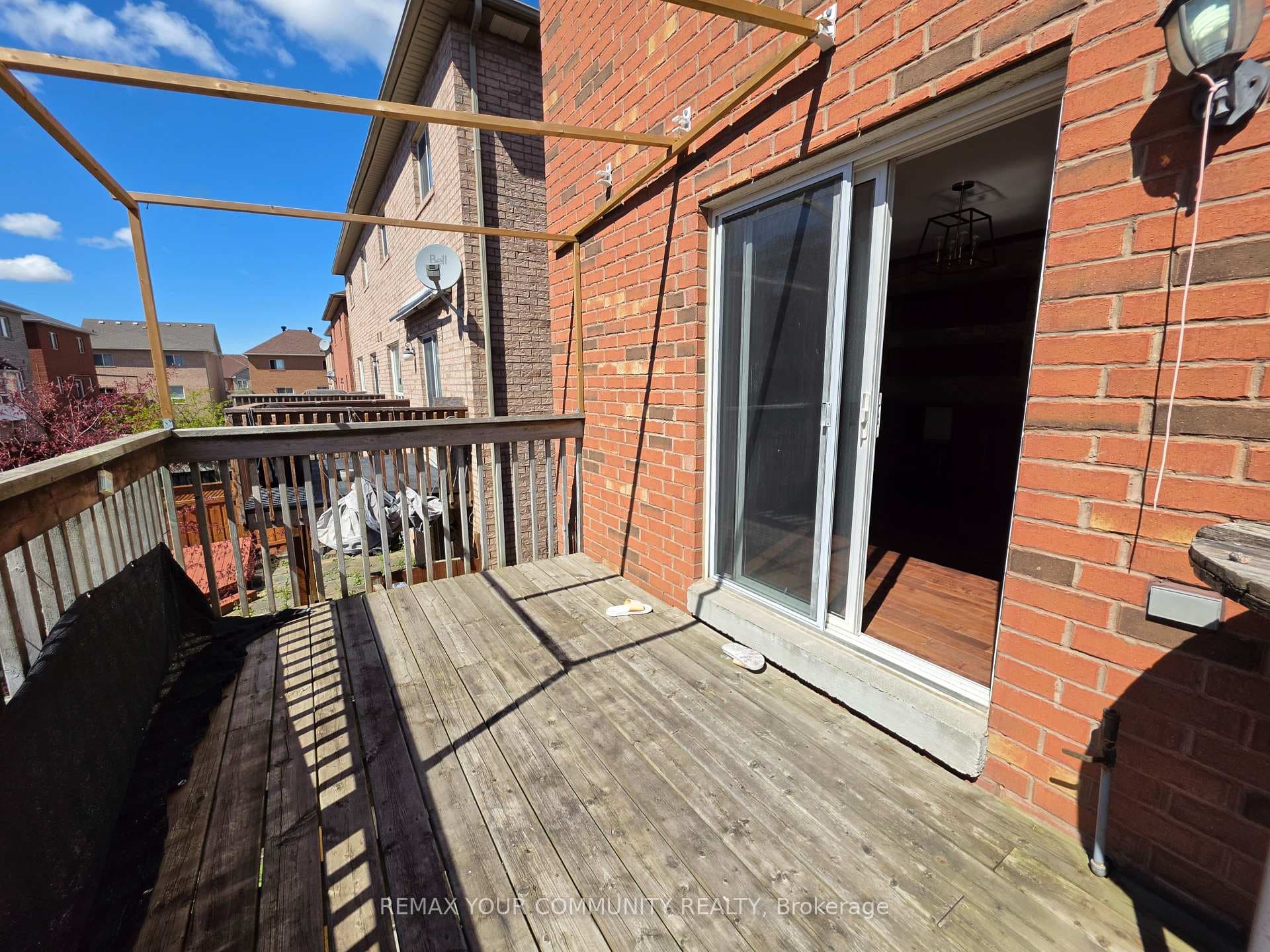 69 Gail Parks Crescent photo 17