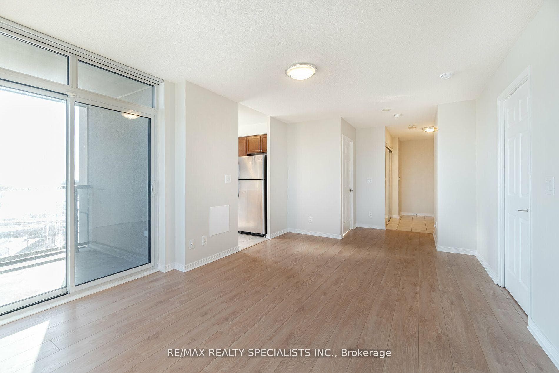 3 Michael Power Place Unit 1807 photo 35