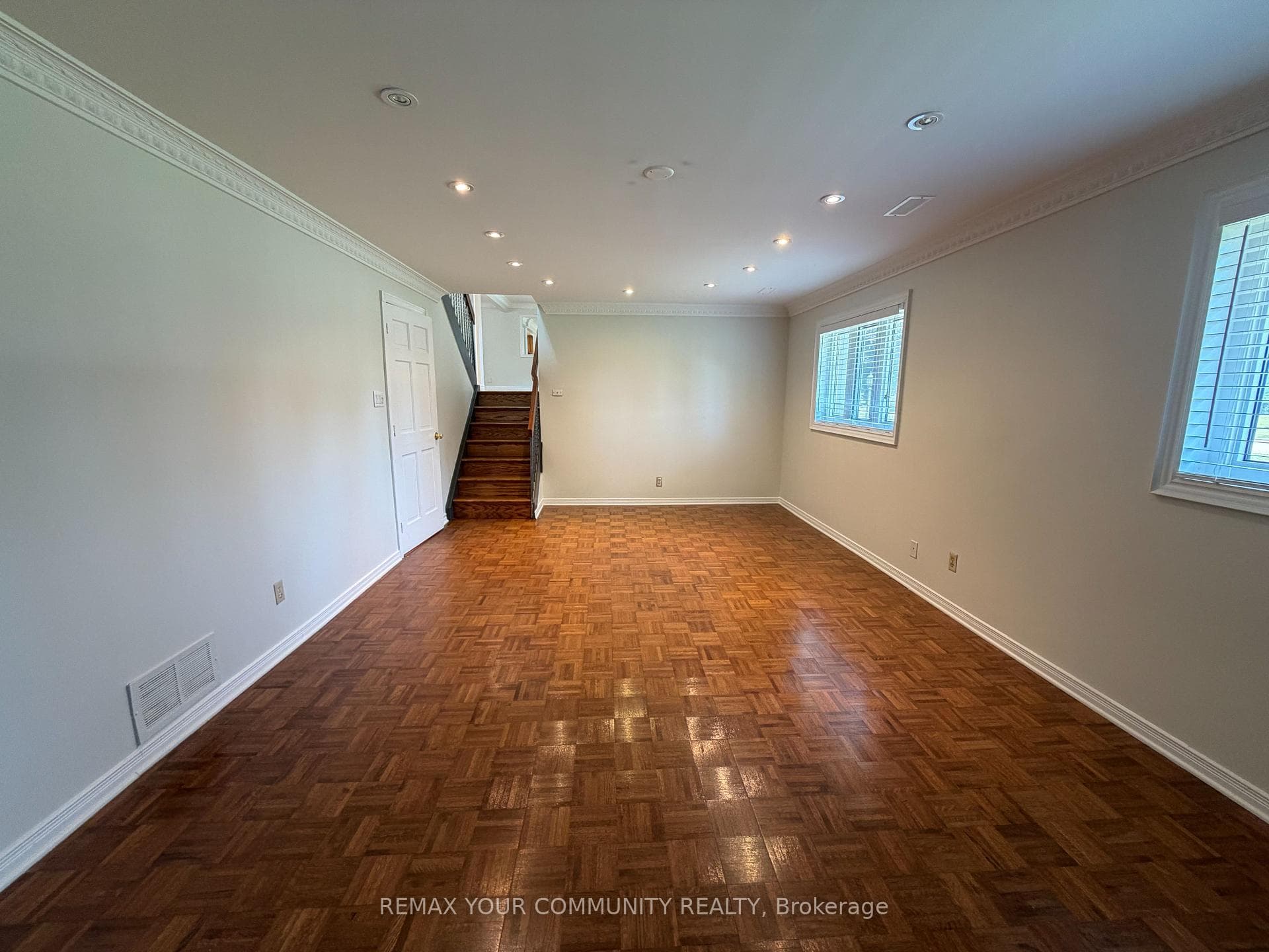 30 Forest Circle Court photo 14