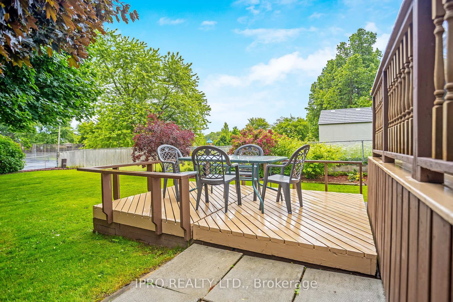 353 Delrex Boulevard photo 39