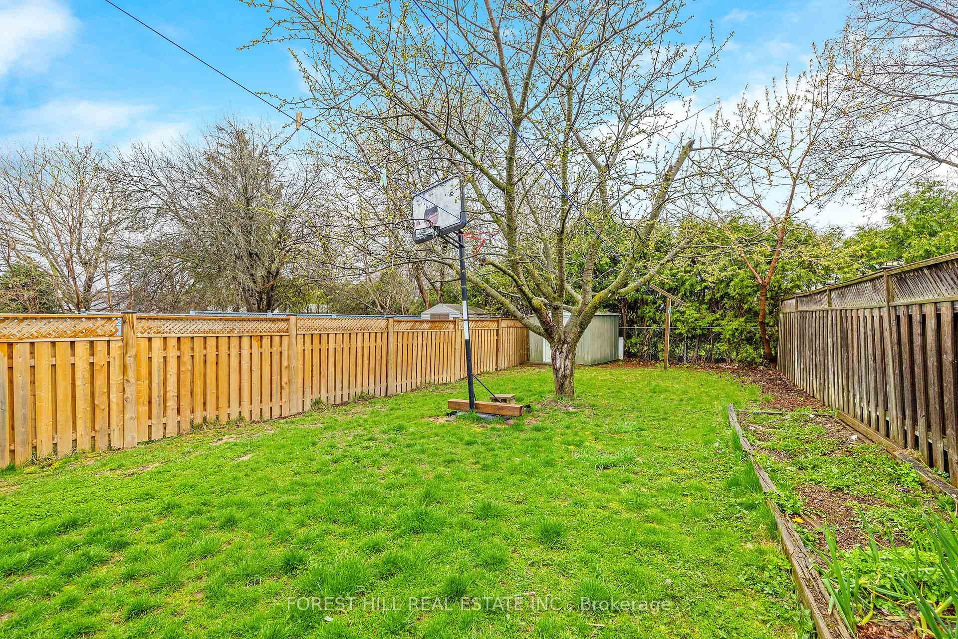 18 Marblehead Crescent photo 36