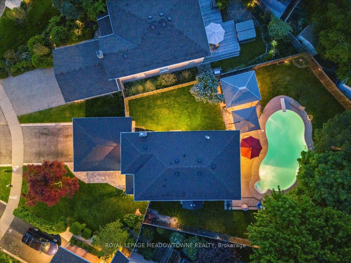 6286 Kindree Circle photo 38
