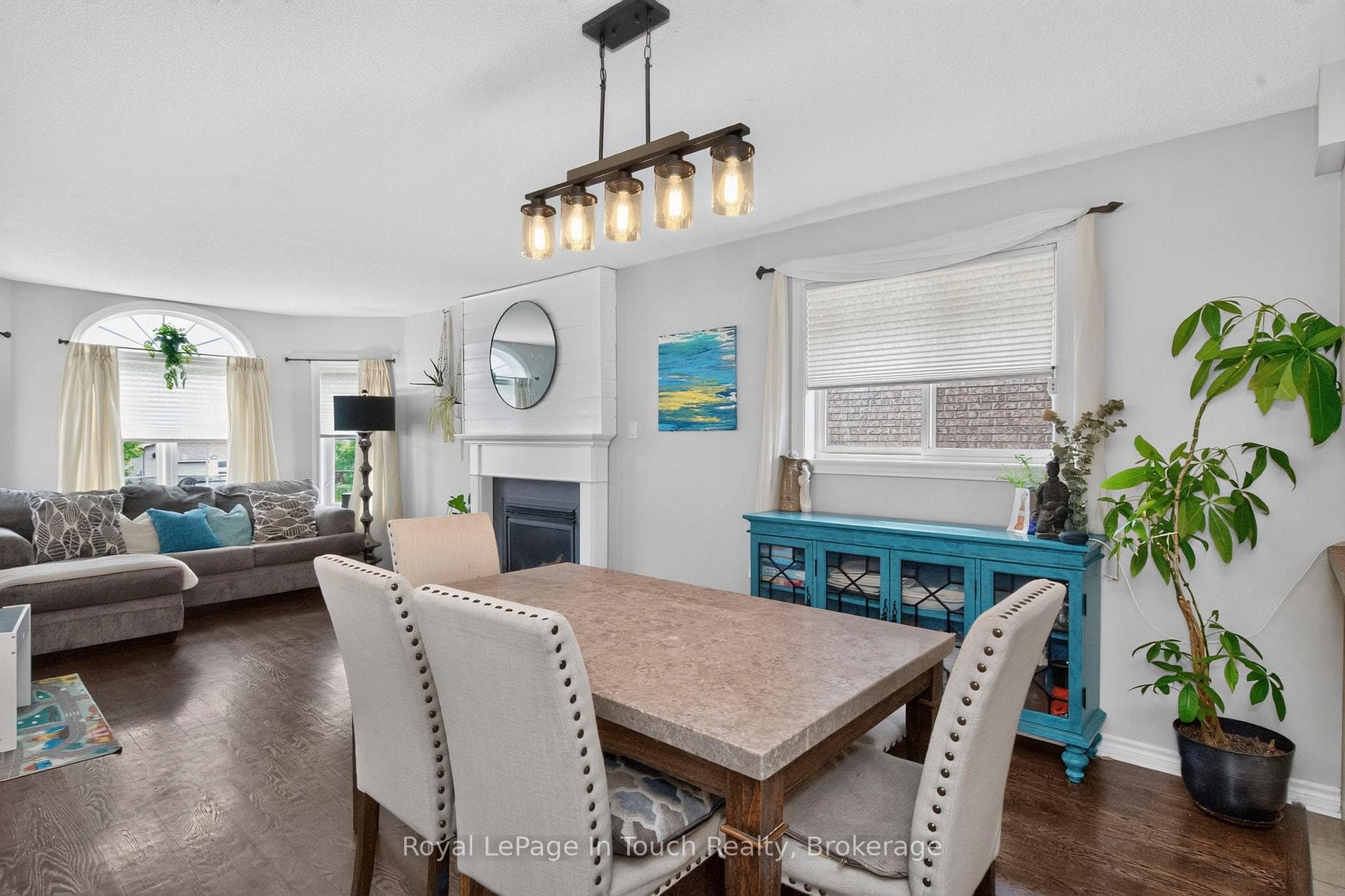 101 Crompton Drive photo 8