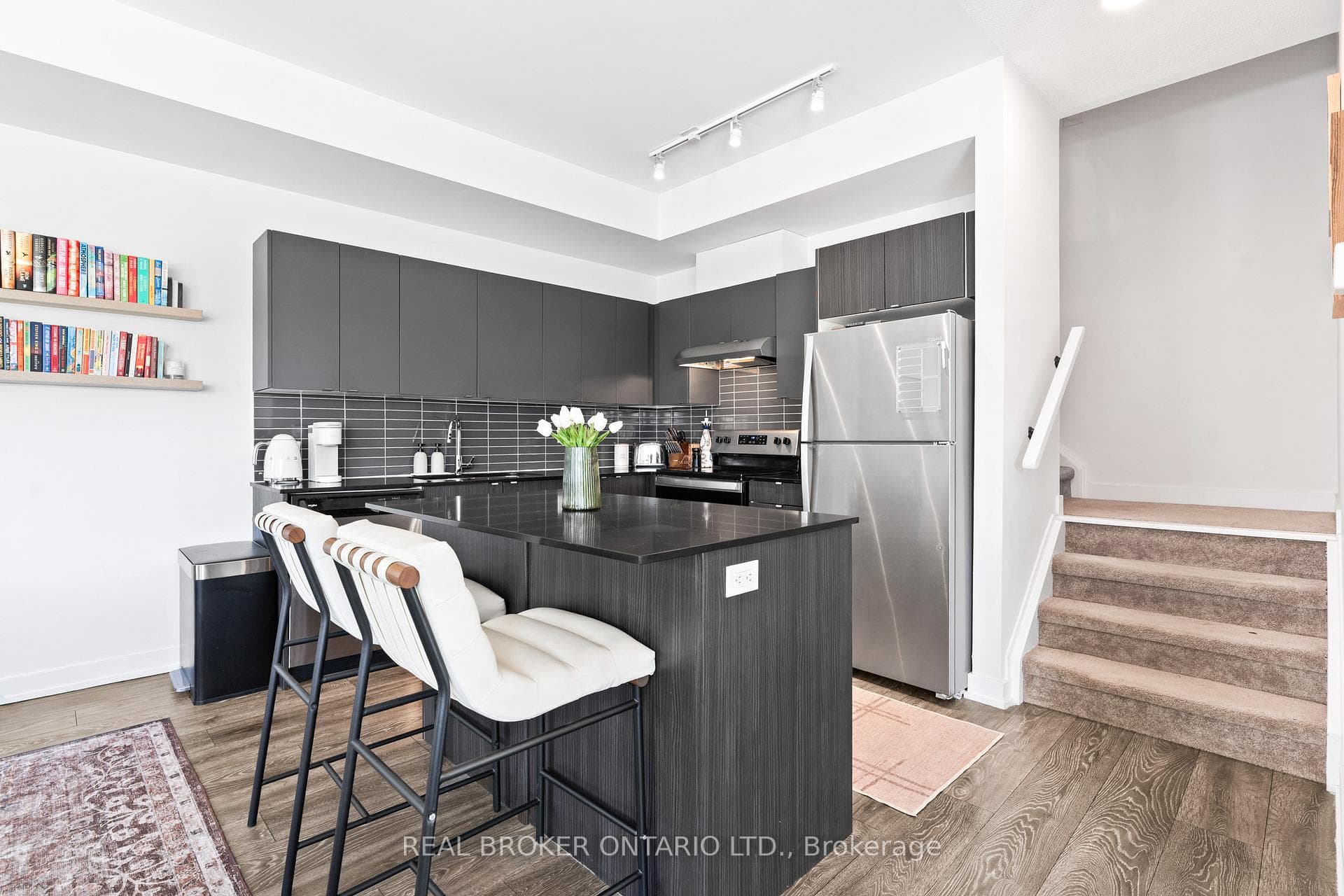 1121 Cooke Boulevard Unit 1 photo 12