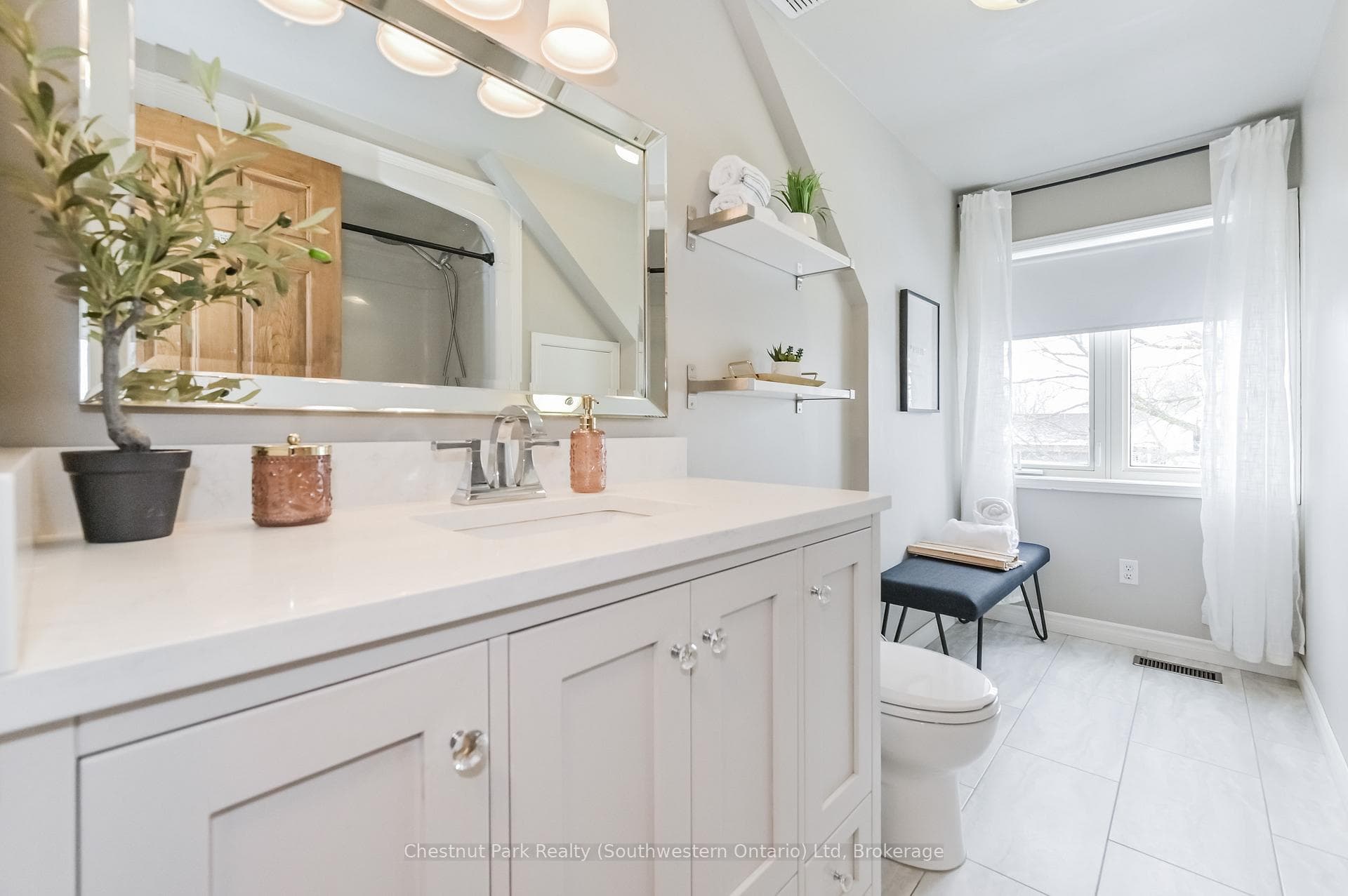 139 Miller Crescent photo 26