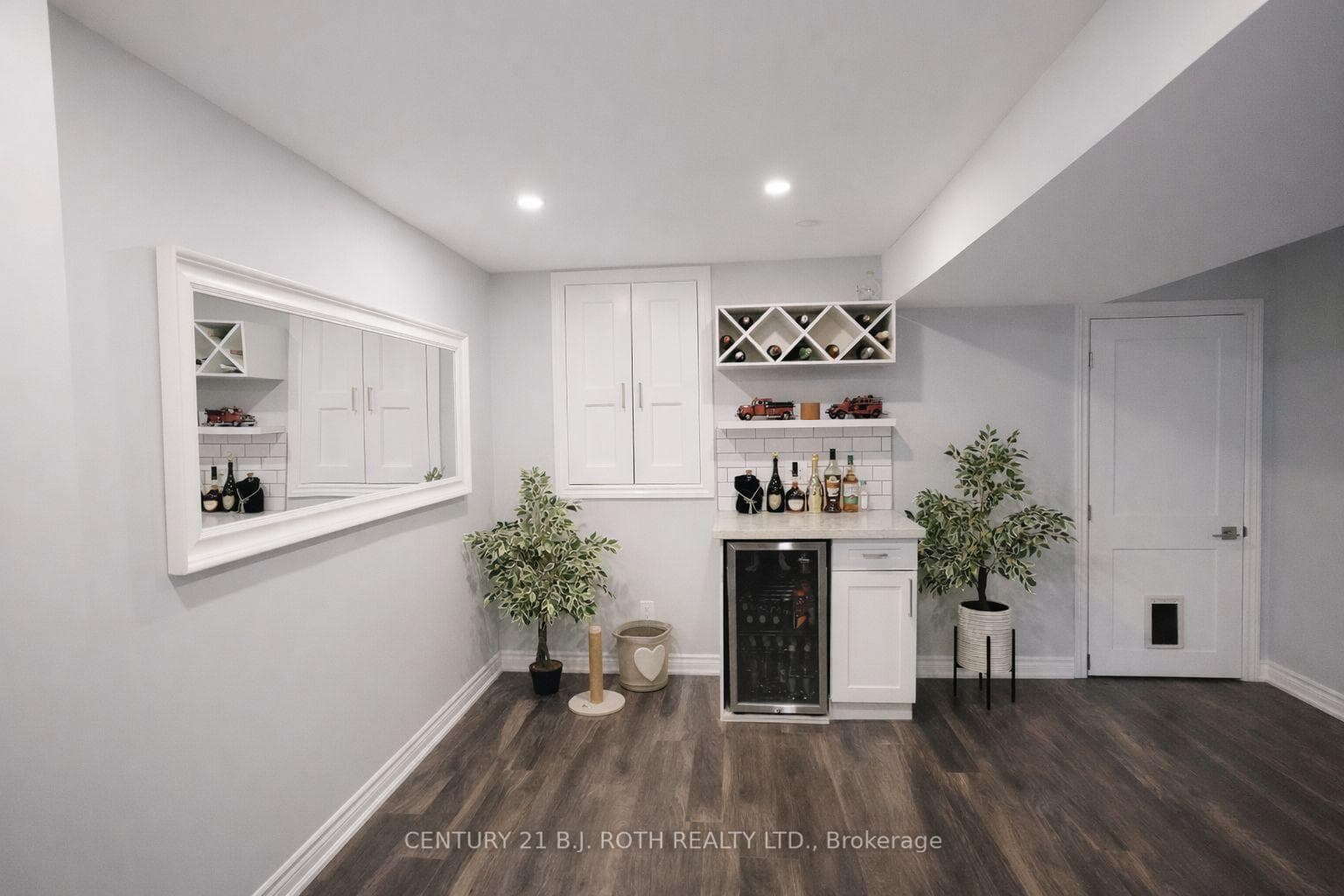 9 Laidlaw Drive photo 29