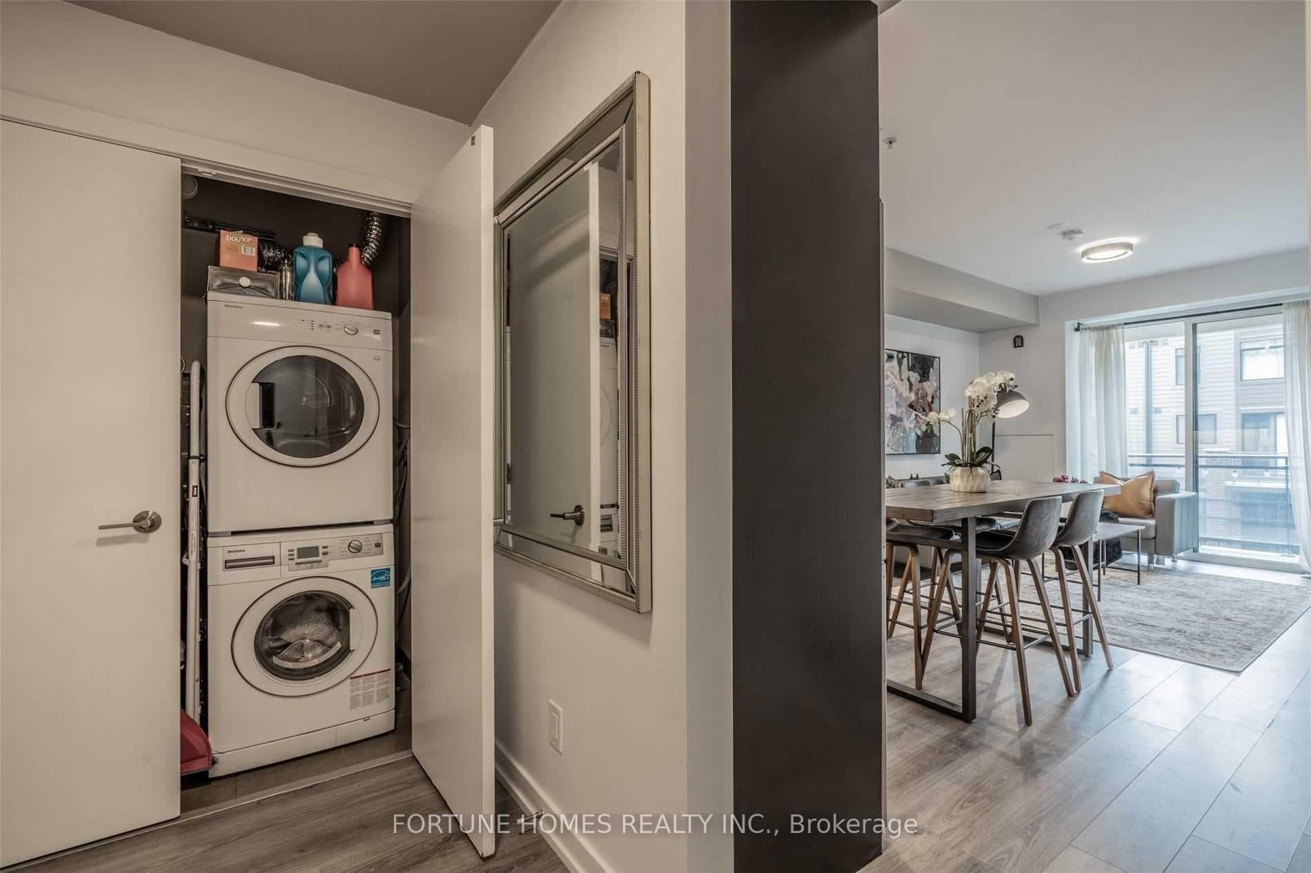 40 Esplanade Lane Unit 210 photo 18