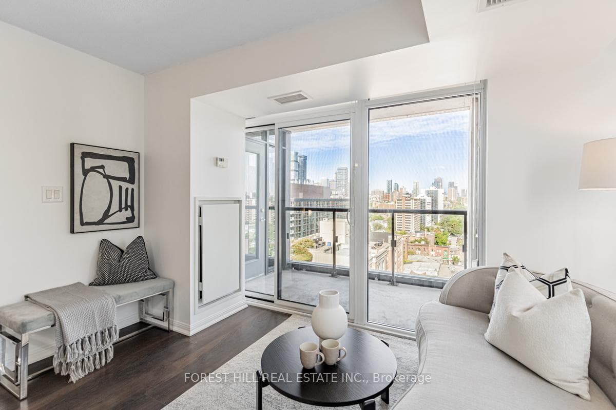400 Adelaide Street Unit 2215 photo 3