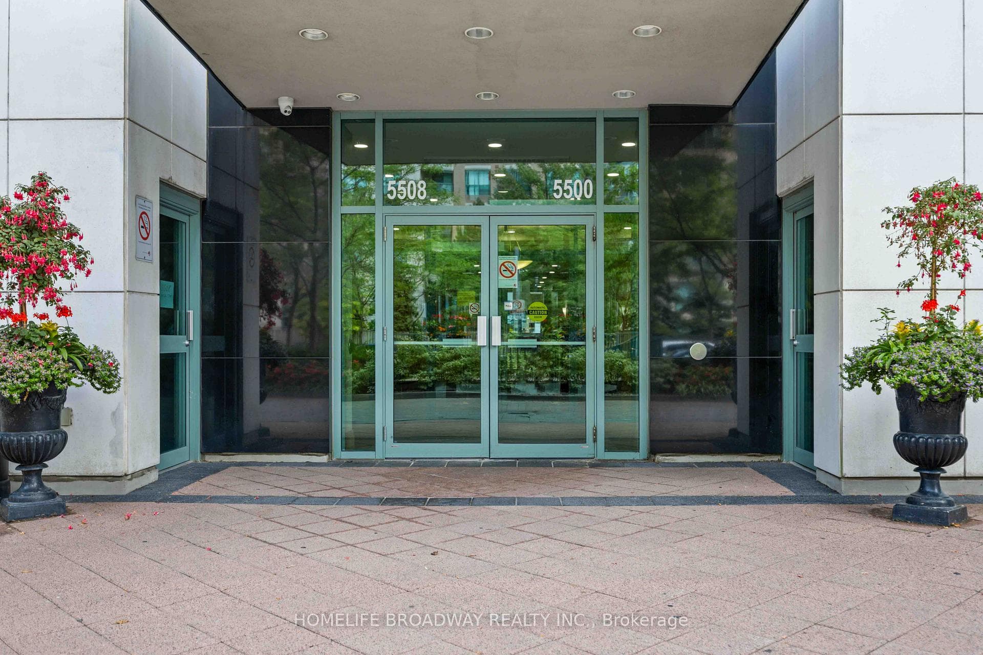 5500 Yonge Street Unit 2108 photo 3