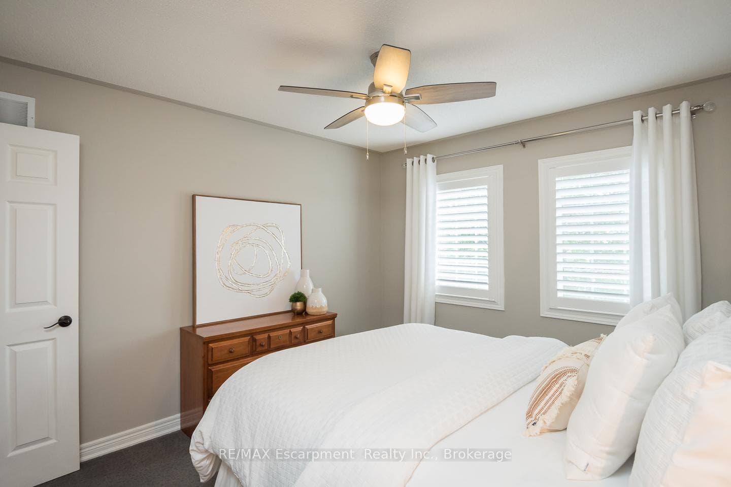 1011 Vickerman Way photo 25