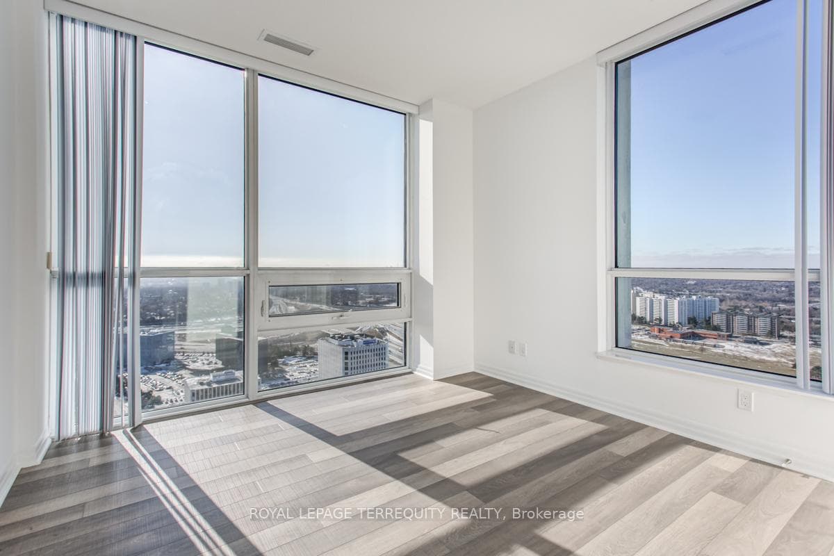 275 Yorkland Road Unit Ph10 photo 12