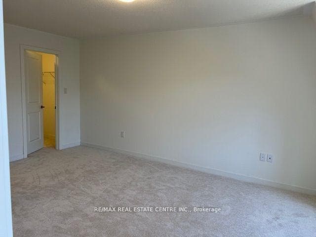 55 Selfridge Way Unit 32 photo 19
