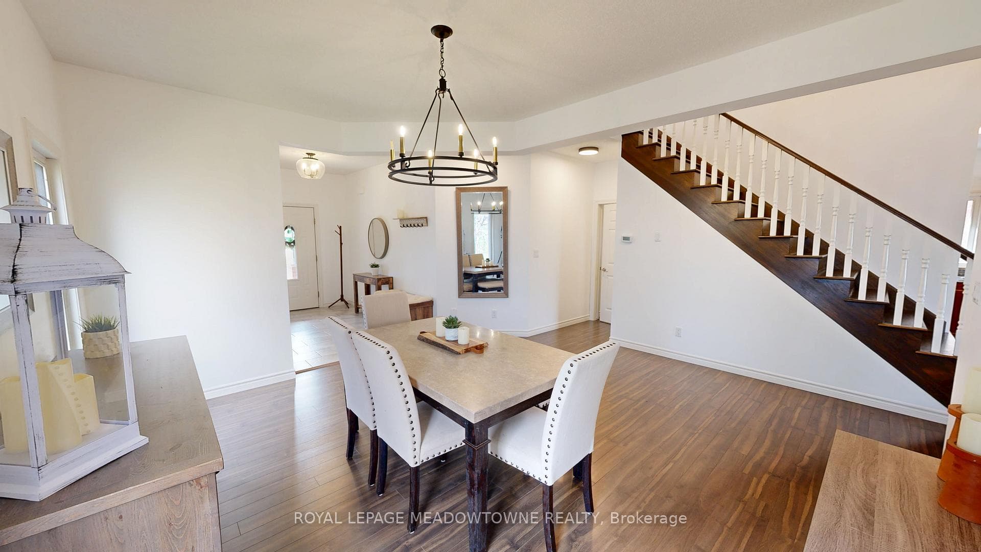 30 Jacklin Court photo 5