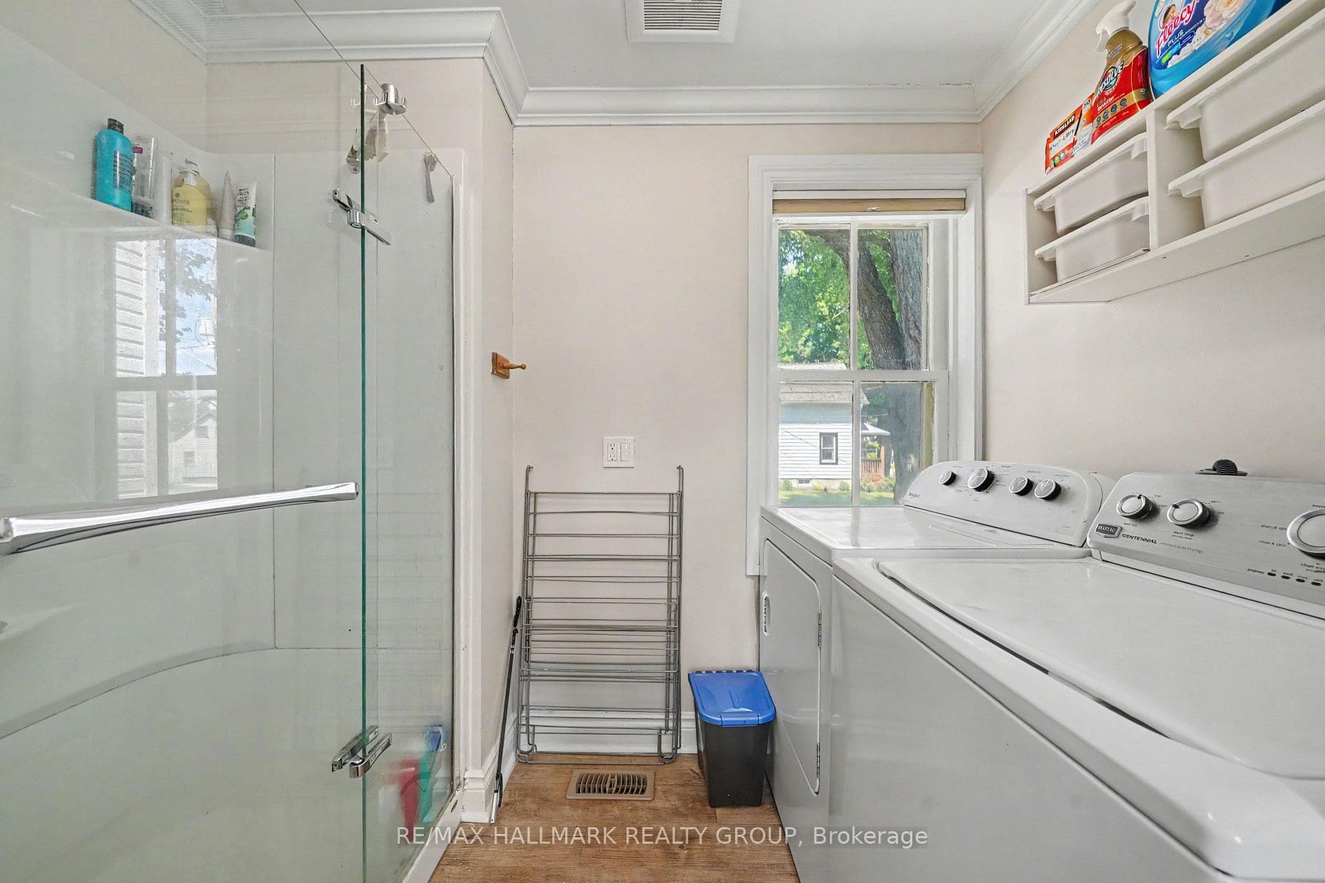 98 Drummond Street photo 22