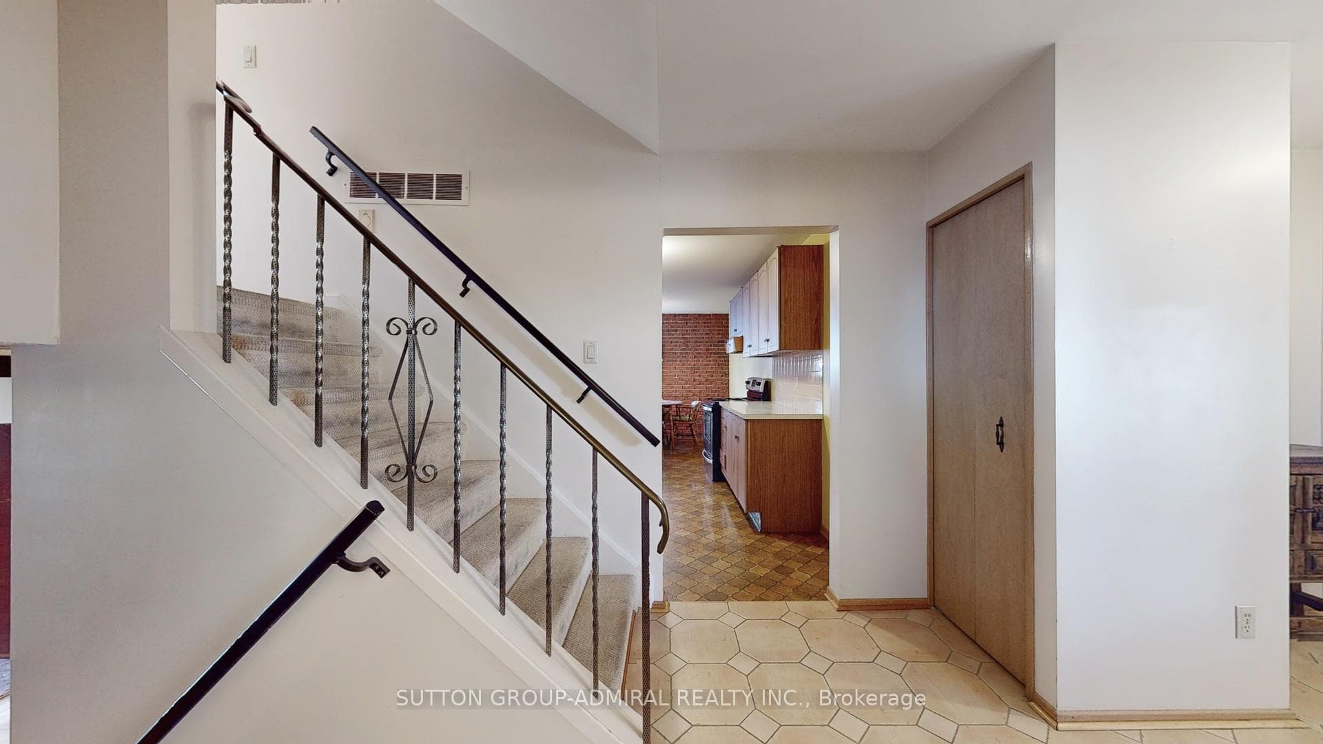 200 Kirk Drive photo 19