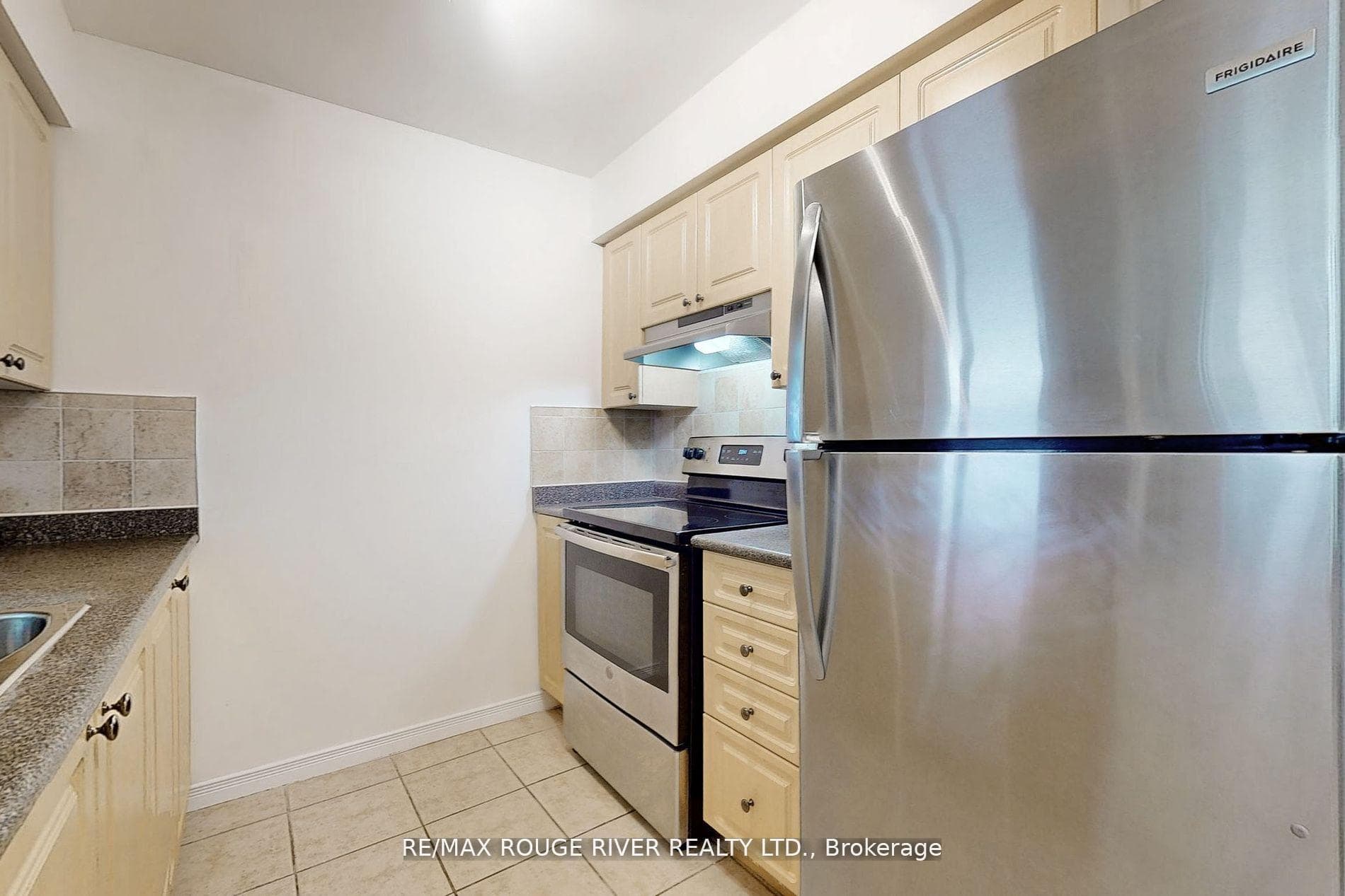 1200 The Esplanade N/A Unit 717 photo 13