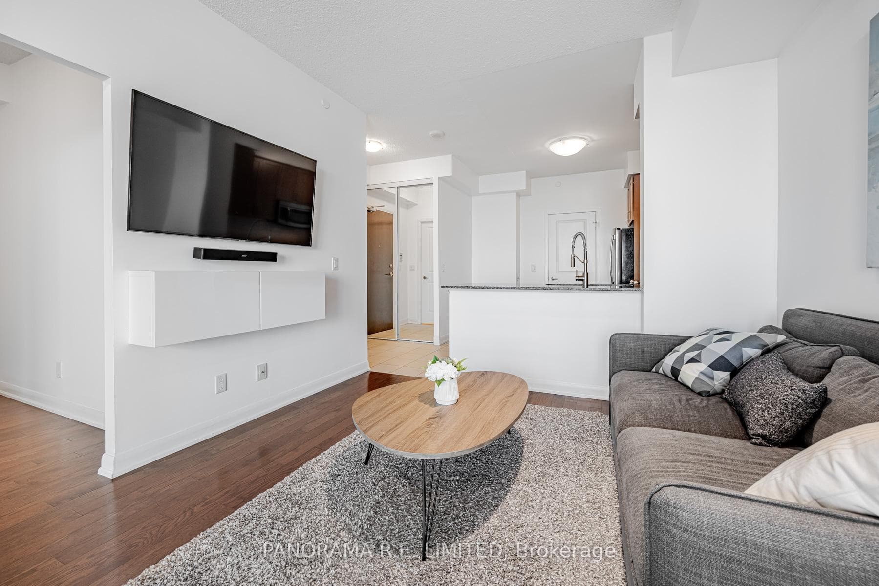 215 Sherway Gardens Road Unit Ph201 photo 2