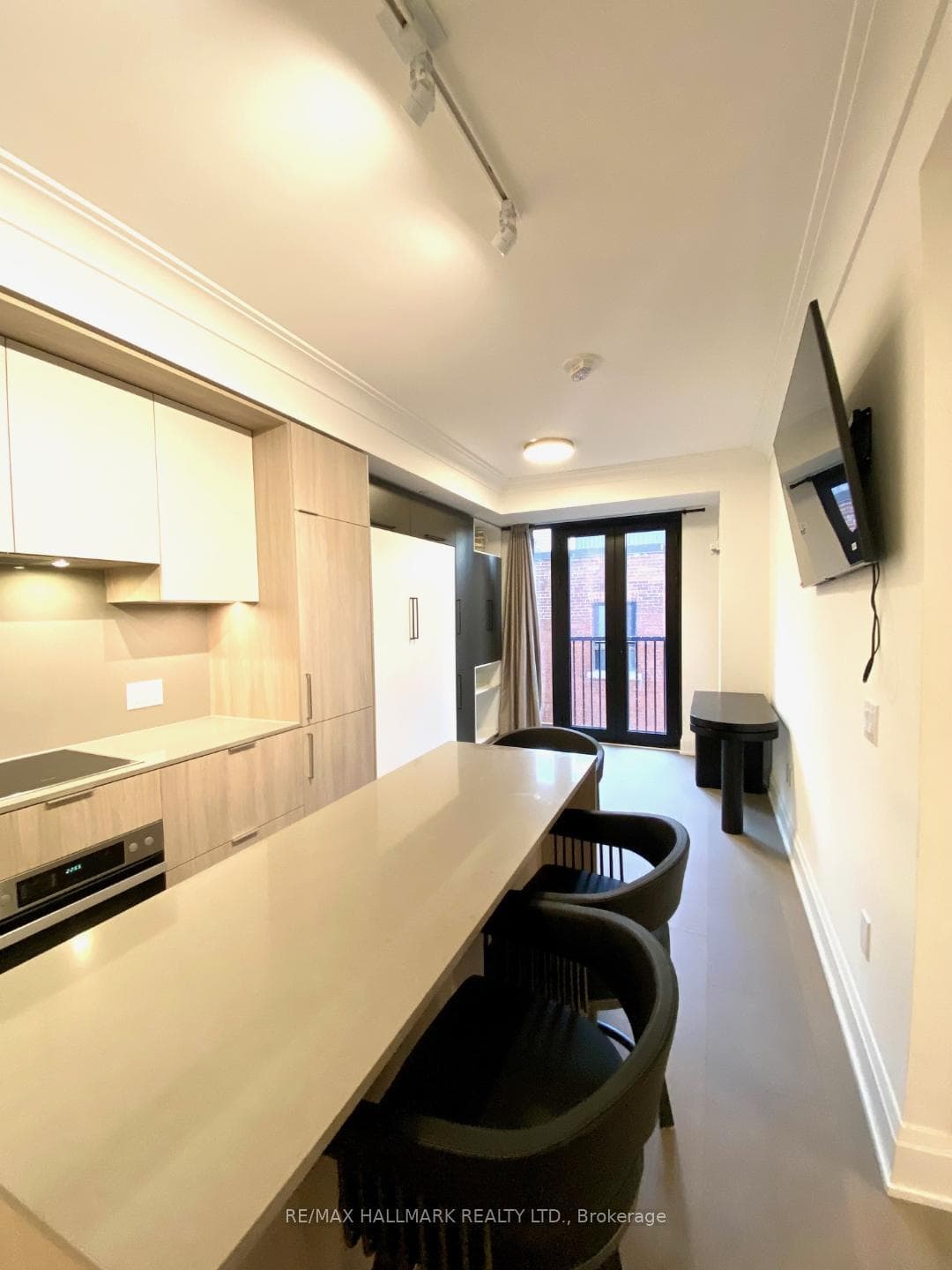 123 Portland Street Unit 307 photo 8