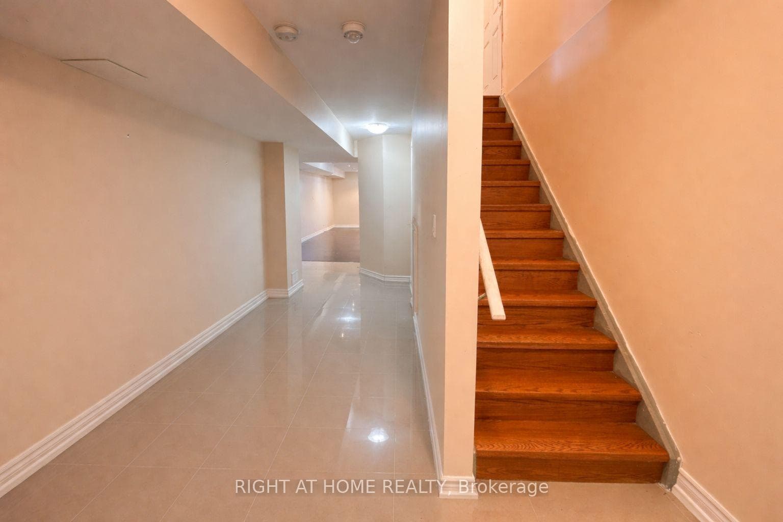 2444 Secreto Drive photo 22