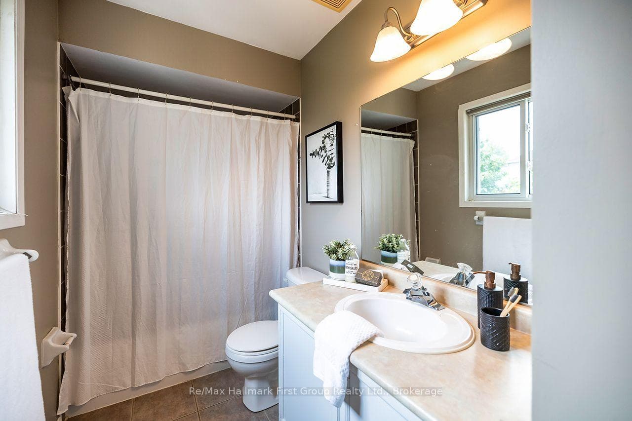 10 Winchurch Drive photo 15