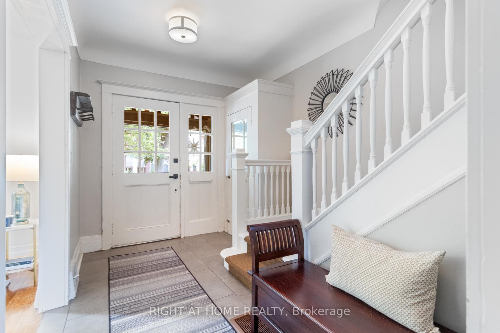 83 Grenadier Road photo 3
