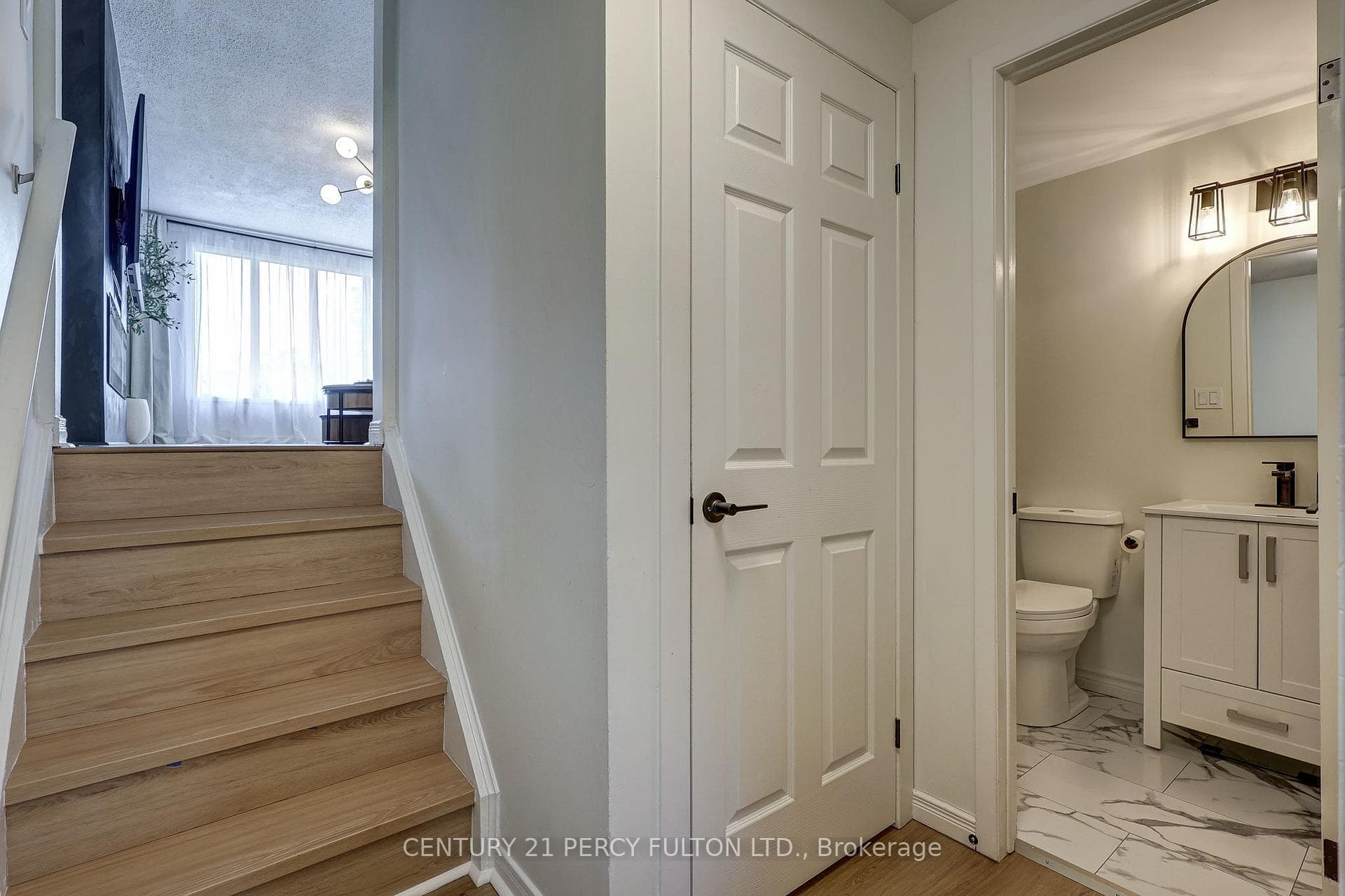 132 Sundridge Crescent photo 24