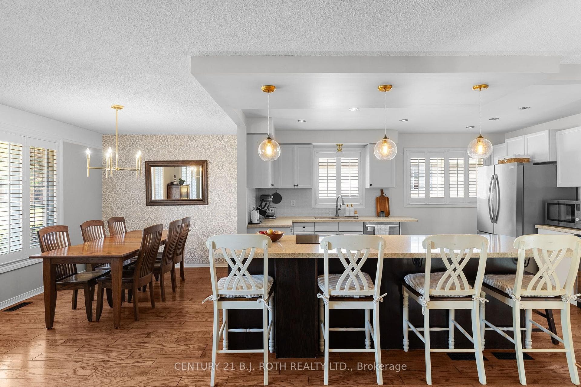 305 Park Street photo 3