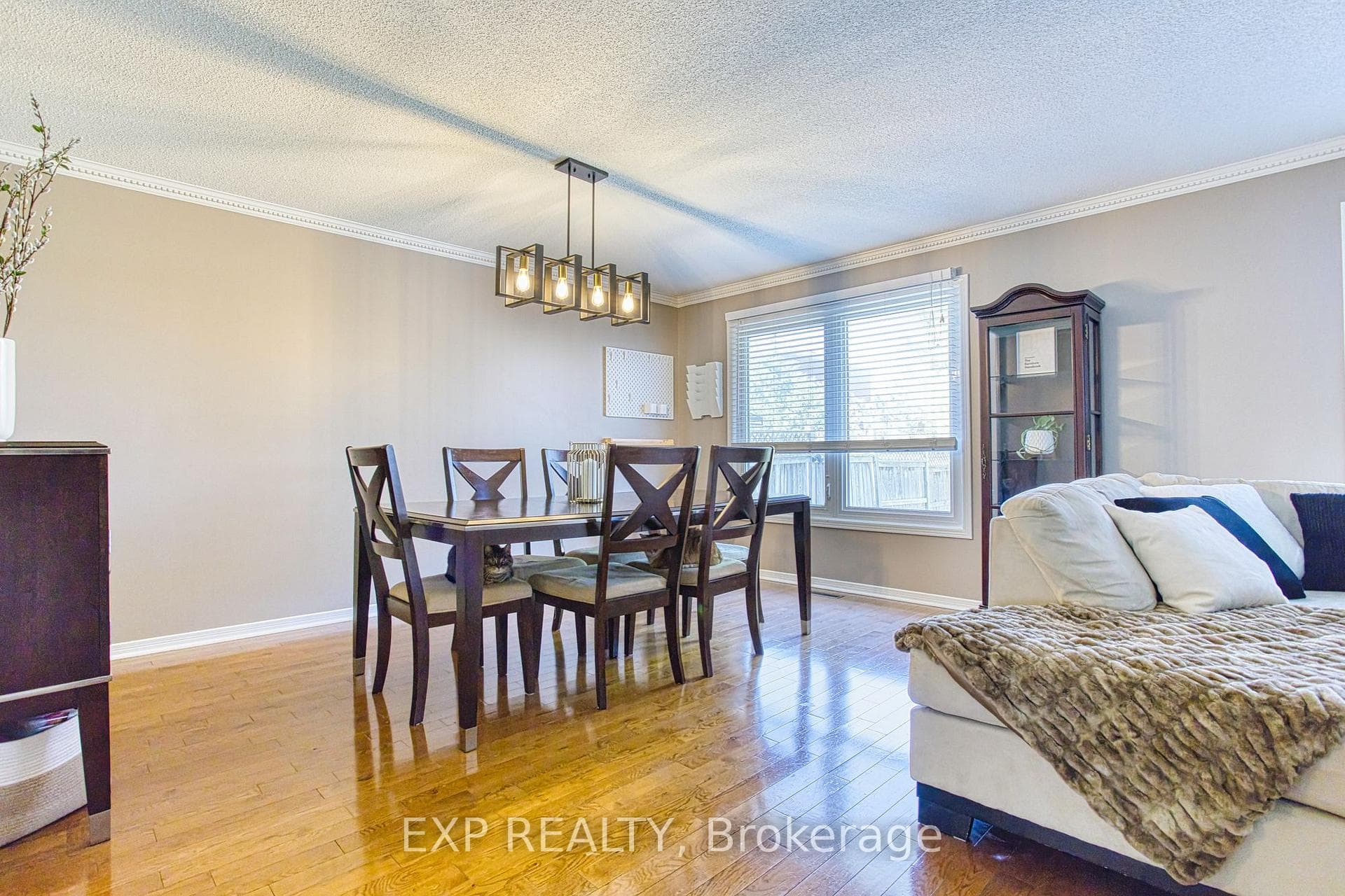 4588 Juniper Court photo 16