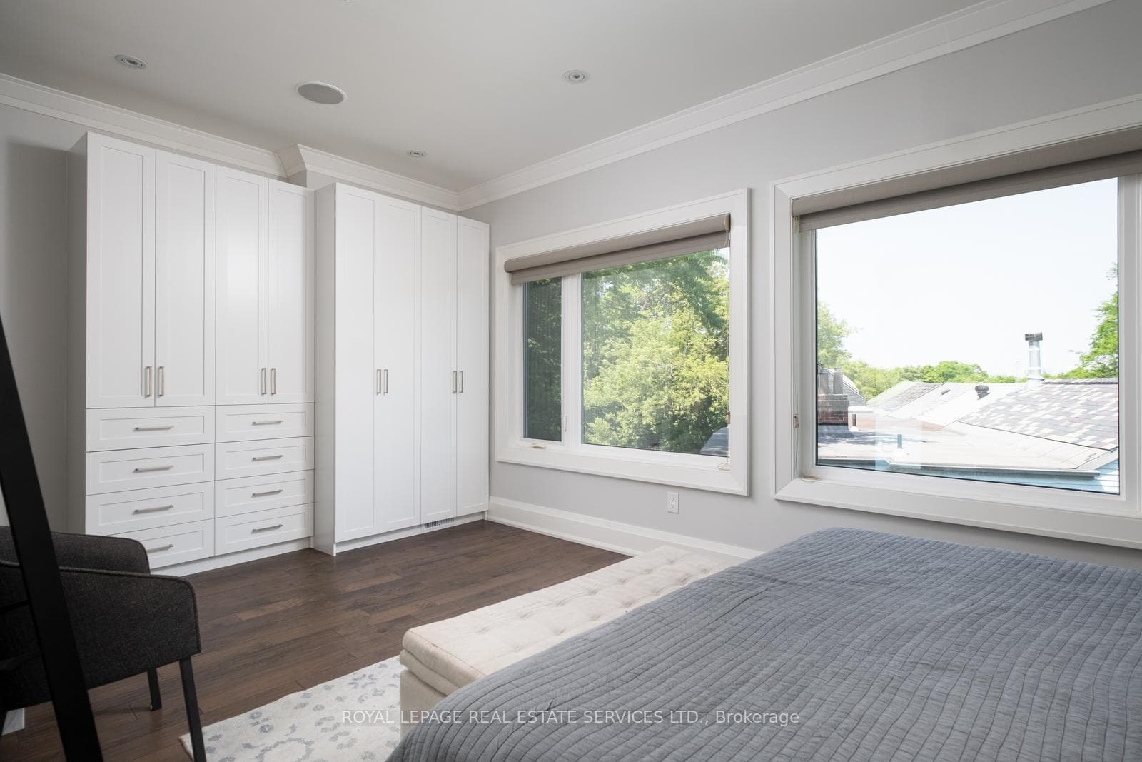 94 Cambridge Avenue photo 14